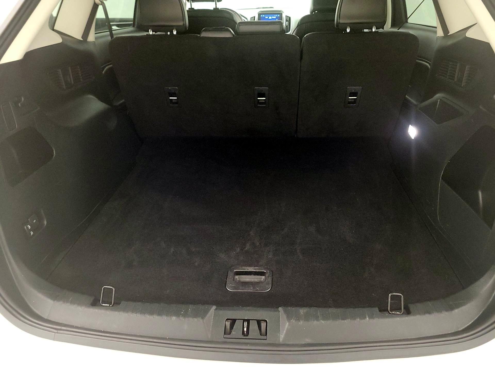 Thumbnail: 2021 Ford Edge - 20