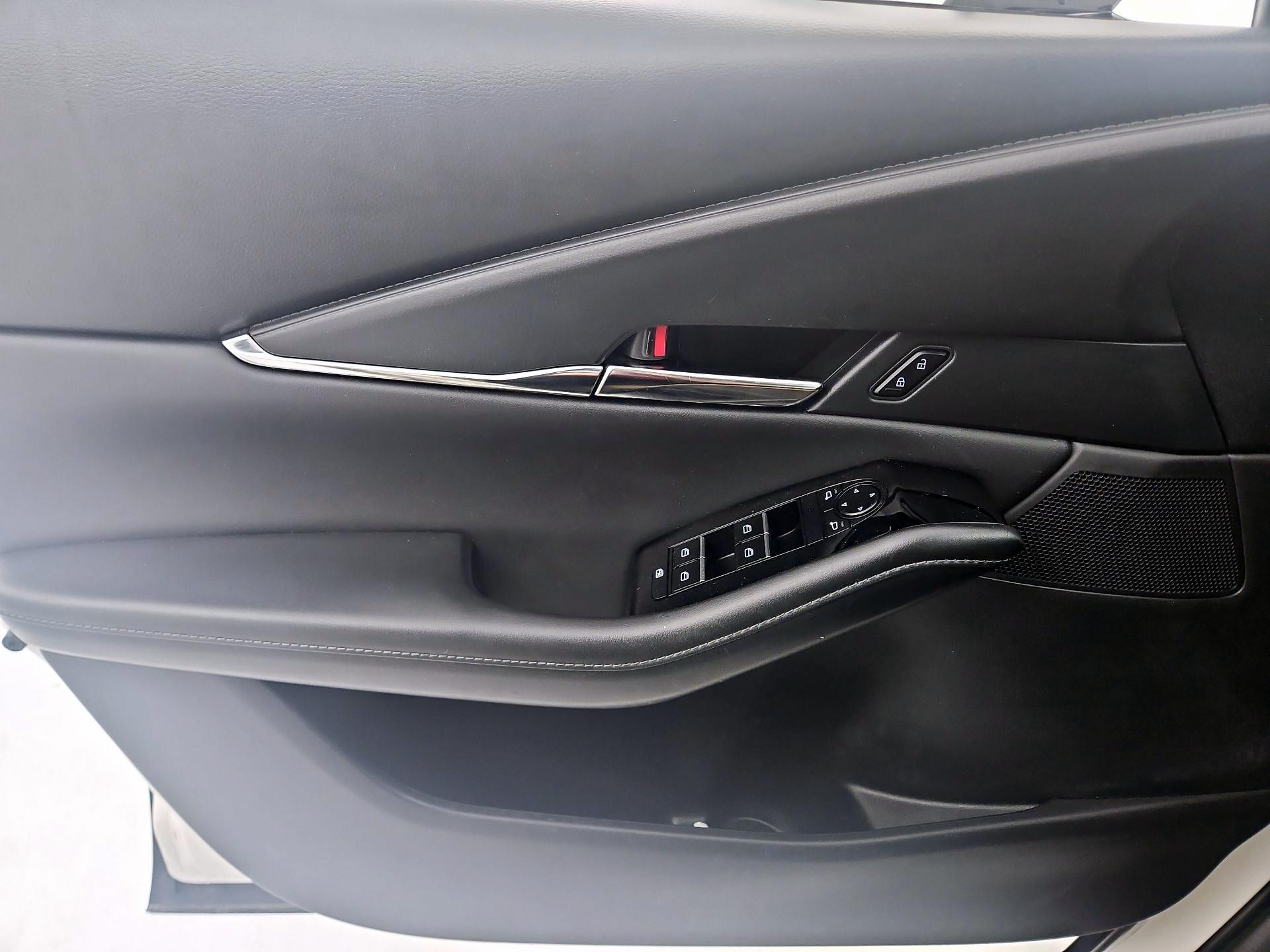 Thumbnail: 2025 Mazda CX-30 - 12