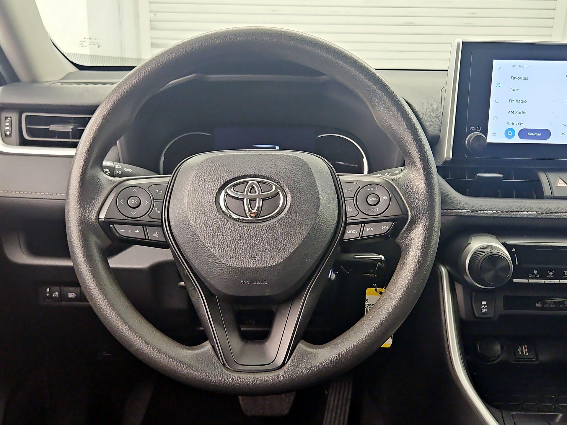 Thumbnail: 2024 Toyota RAV4 - 10