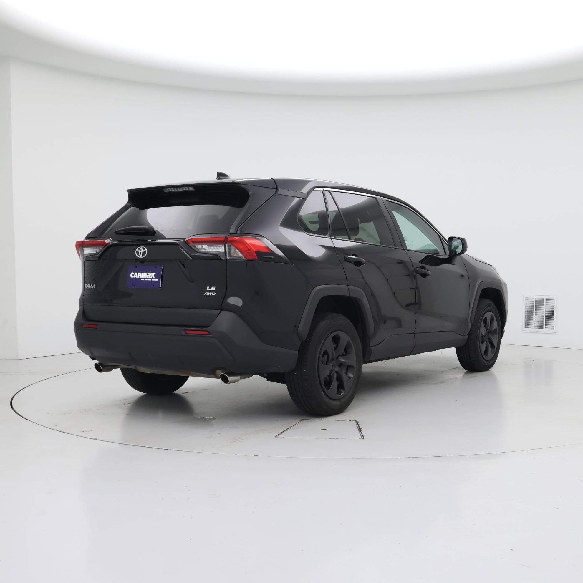 Thumbnail: 2024 Toyota RAV4 - 8