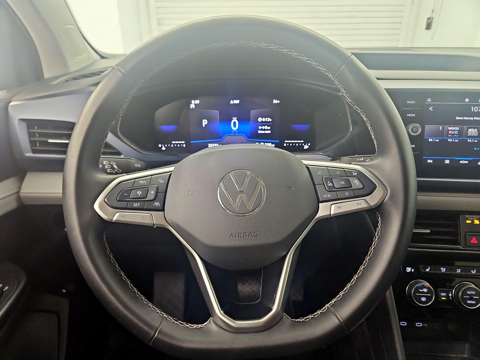 Thumbnail: 2024 Volkswagen Taos - 10