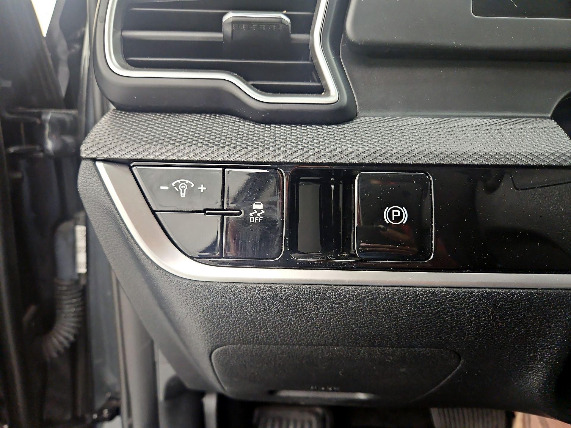 Thumbnail: 2024 Kia Sportage - 13