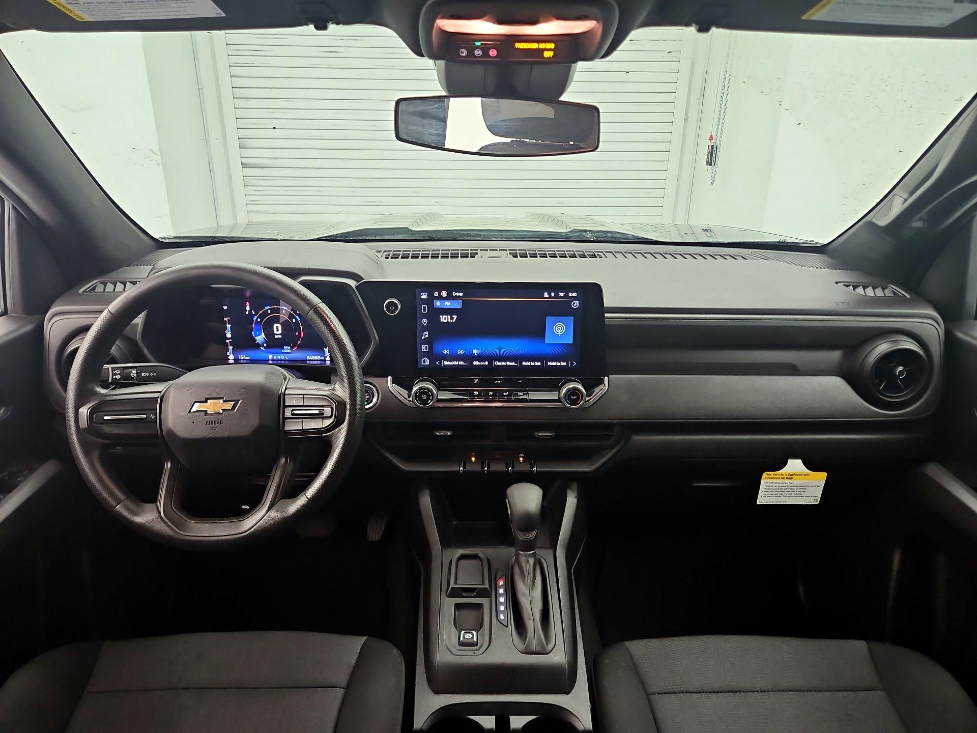 Thumbnail: 2023 Chevrolet Colorado - 9