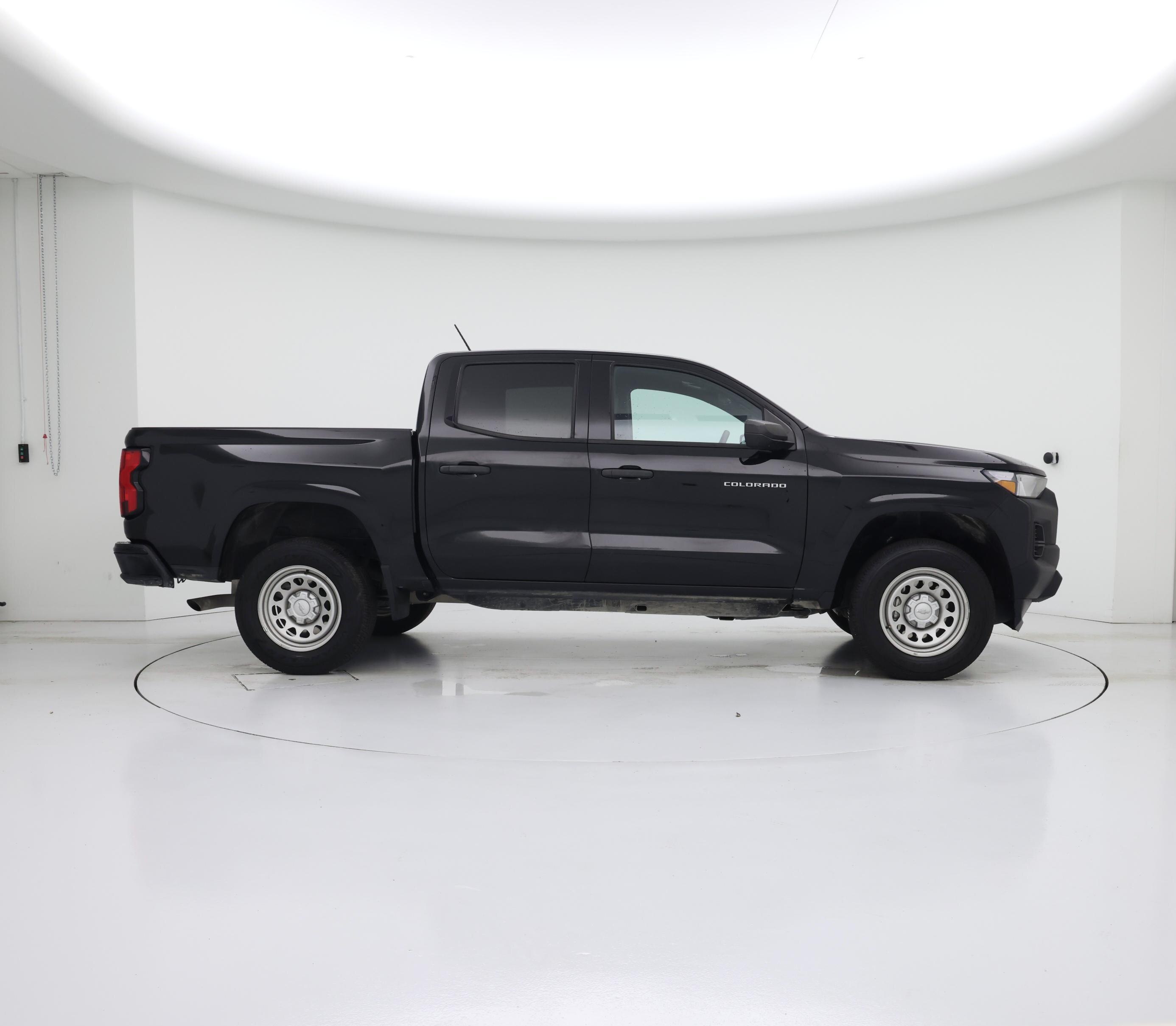Thumbnail: 2023 Chevrolet Colorado - 7
