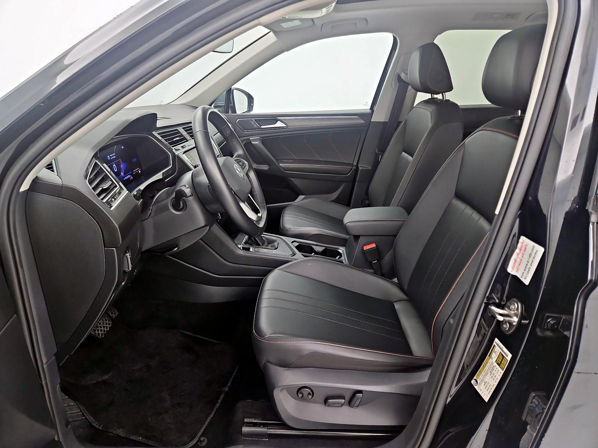 Thumbnail: 2024 Volkswagen Tiguan - 11