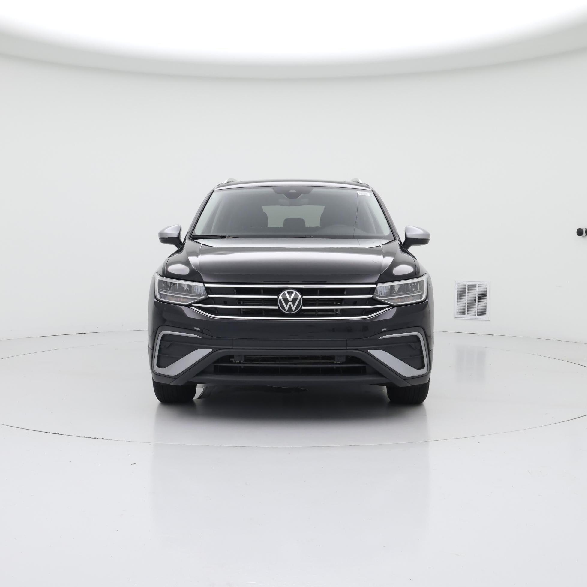 Thumbnail: 2024 Volkswagen Tiguan - 5