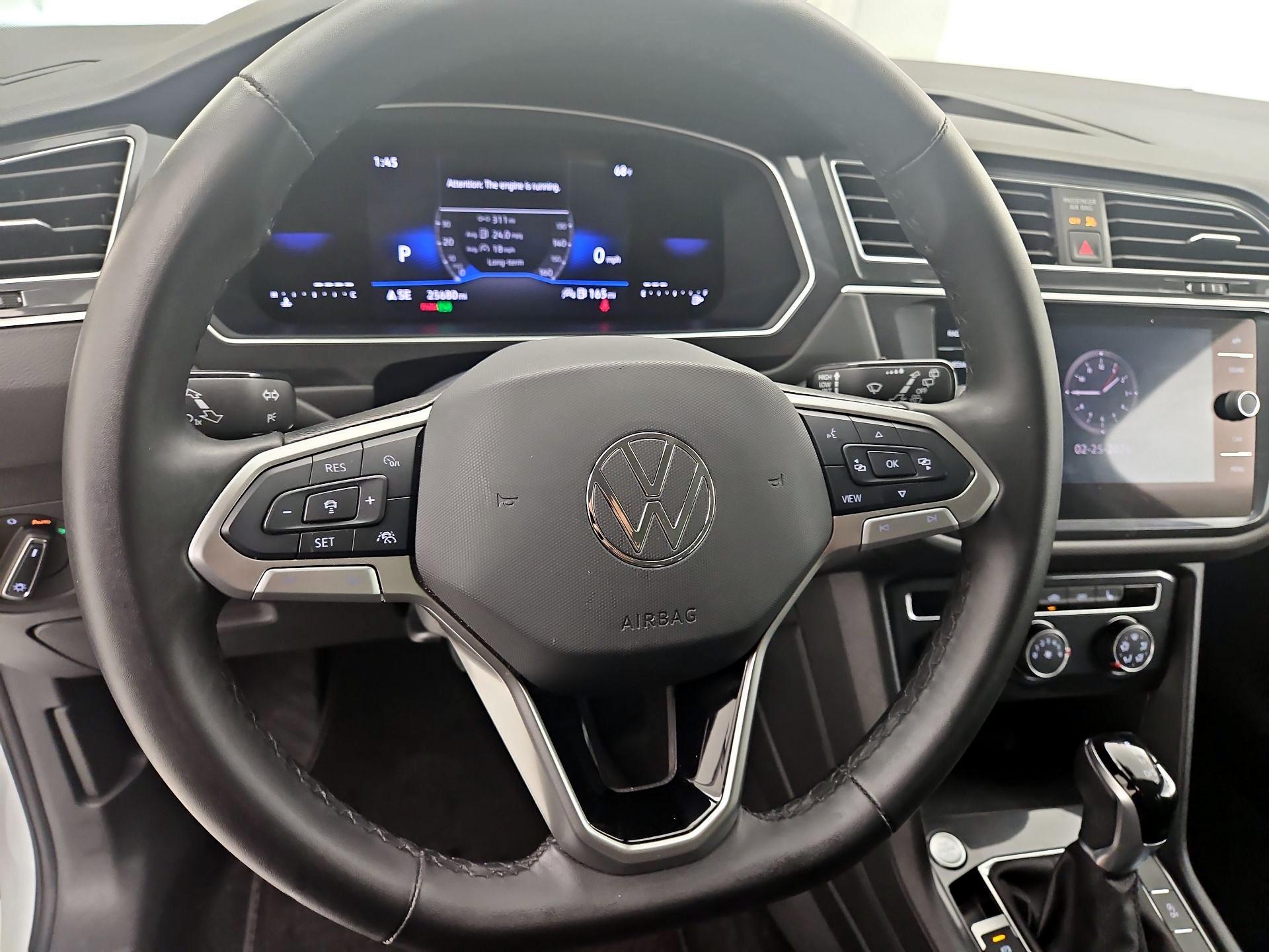 Thumbnail: 2024 Volkswagen Tiguan - 10