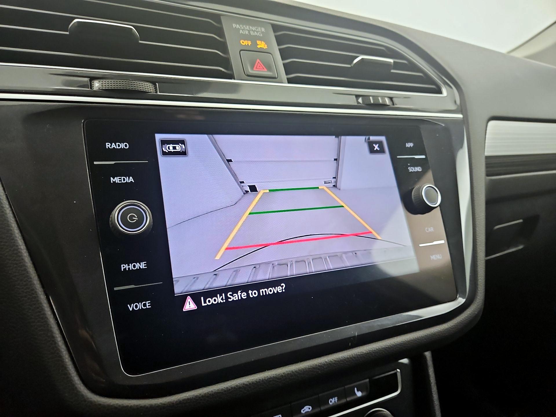 Thumbnail: 2024 Volkswagen Tiguan - 14