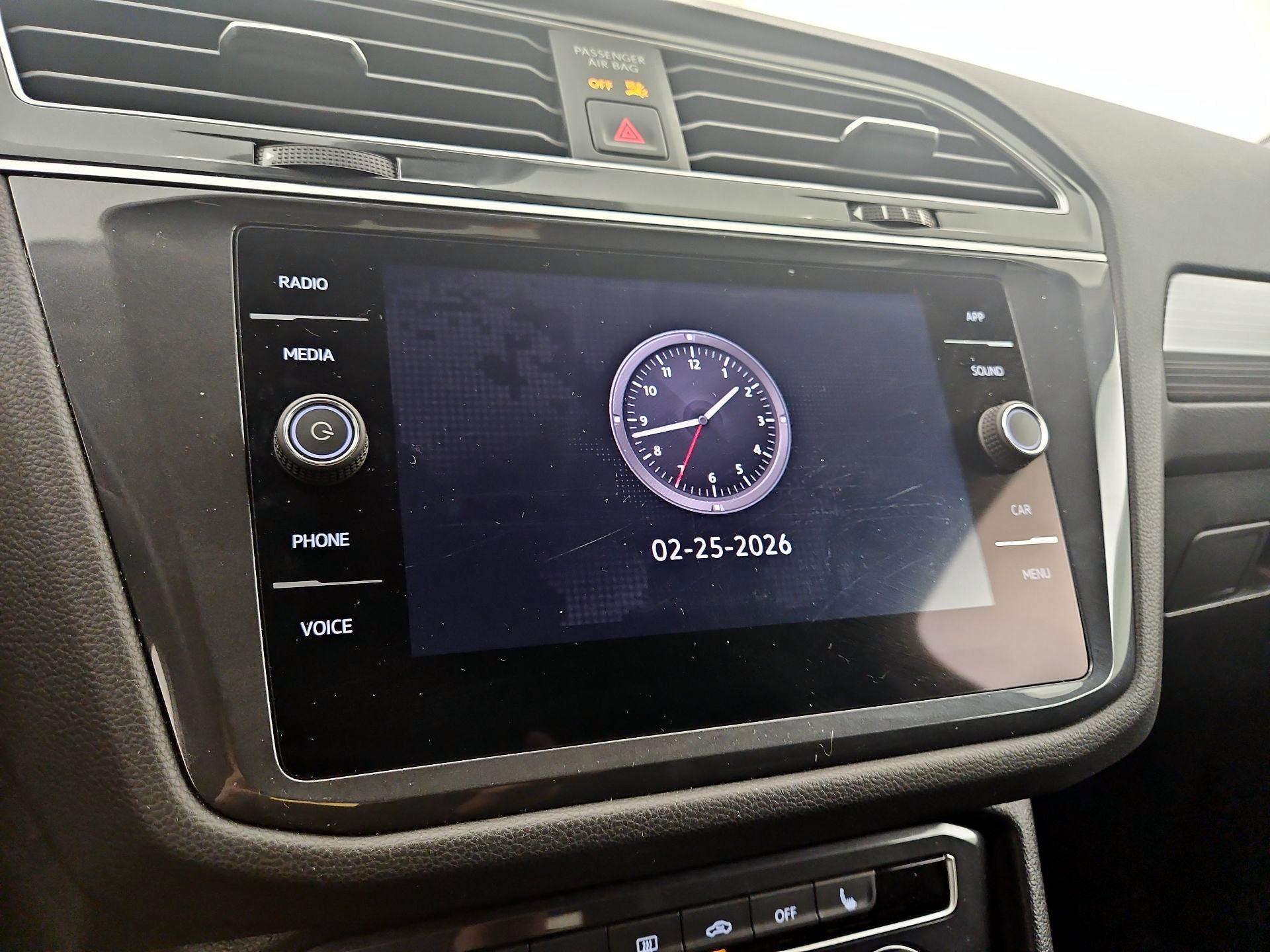 Thumbnail: 2024 Volkswagen Tiguan - 15