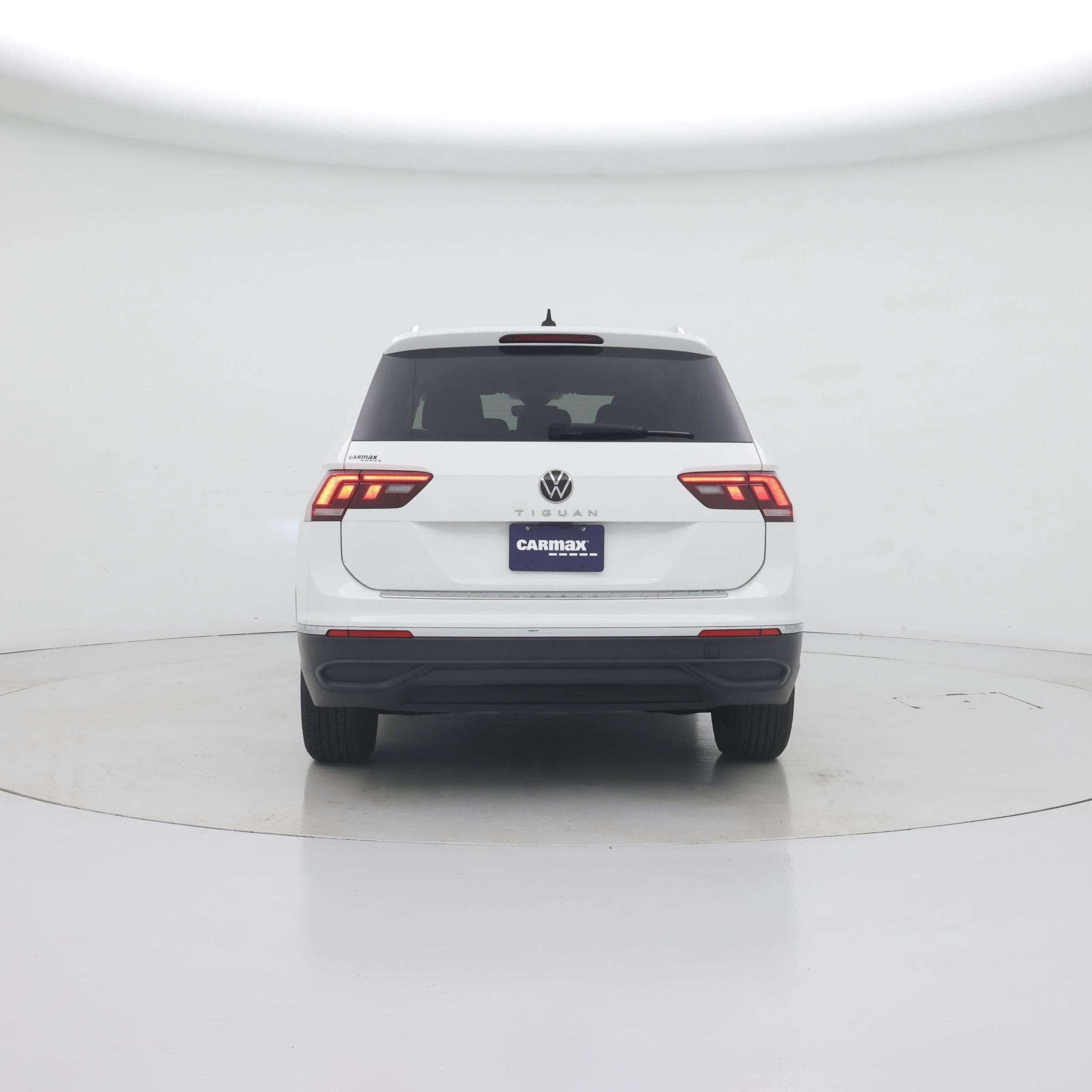 Thumbnail: 2024 Volkswagen Tiguan - 6