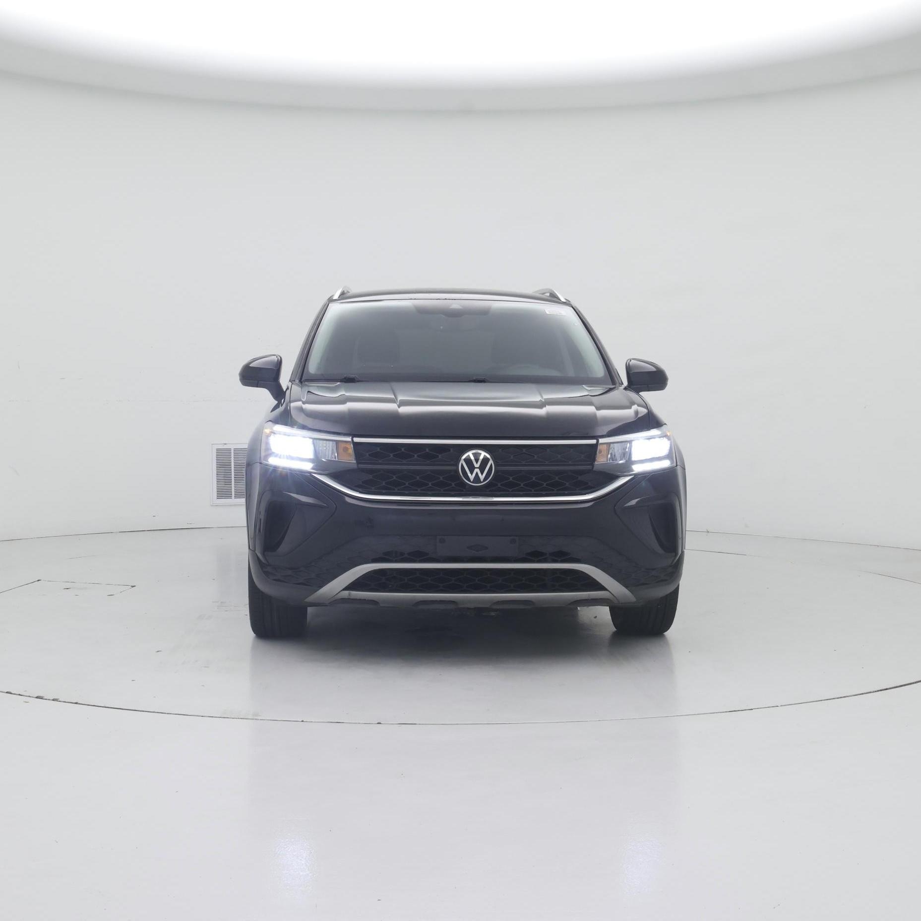 Thumbnail: 2023 Volkswagen Taos - 5