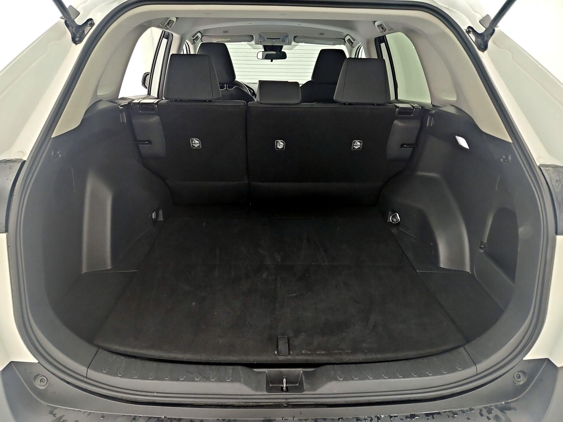 Thumbnail: 2025 Toyota RAV4 - 20