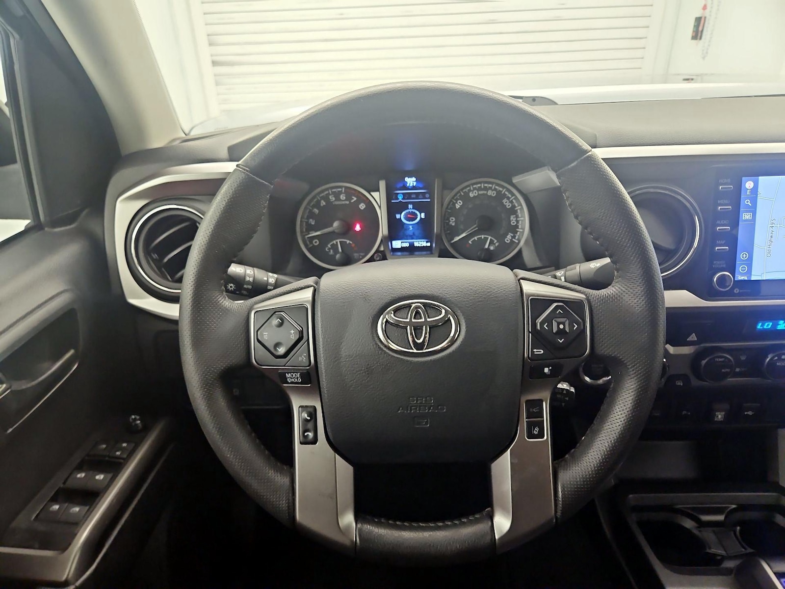2023 Toyota Tacoma SR5 - Photo 11