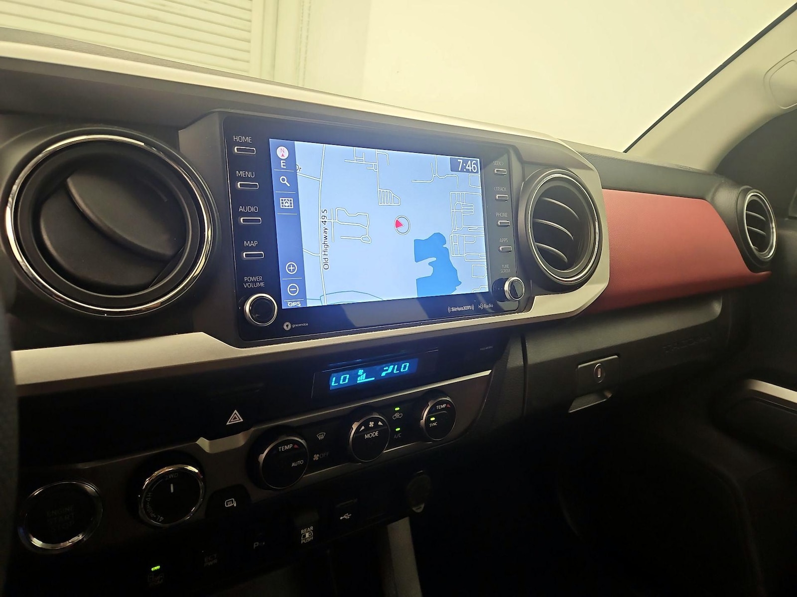 2023 Toyota Tacoma SR5 - Photo 15
