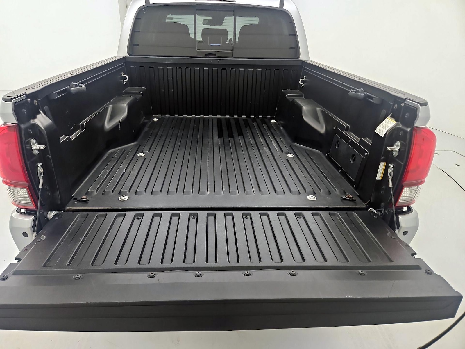 2023 Toyota Tacoma SR5 - Photo 22