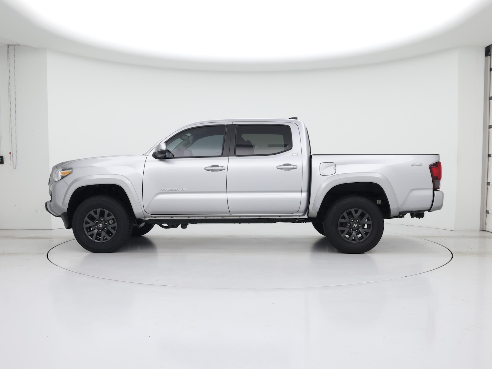 2023 Toyota Tacoma SR5 - Photo 4
