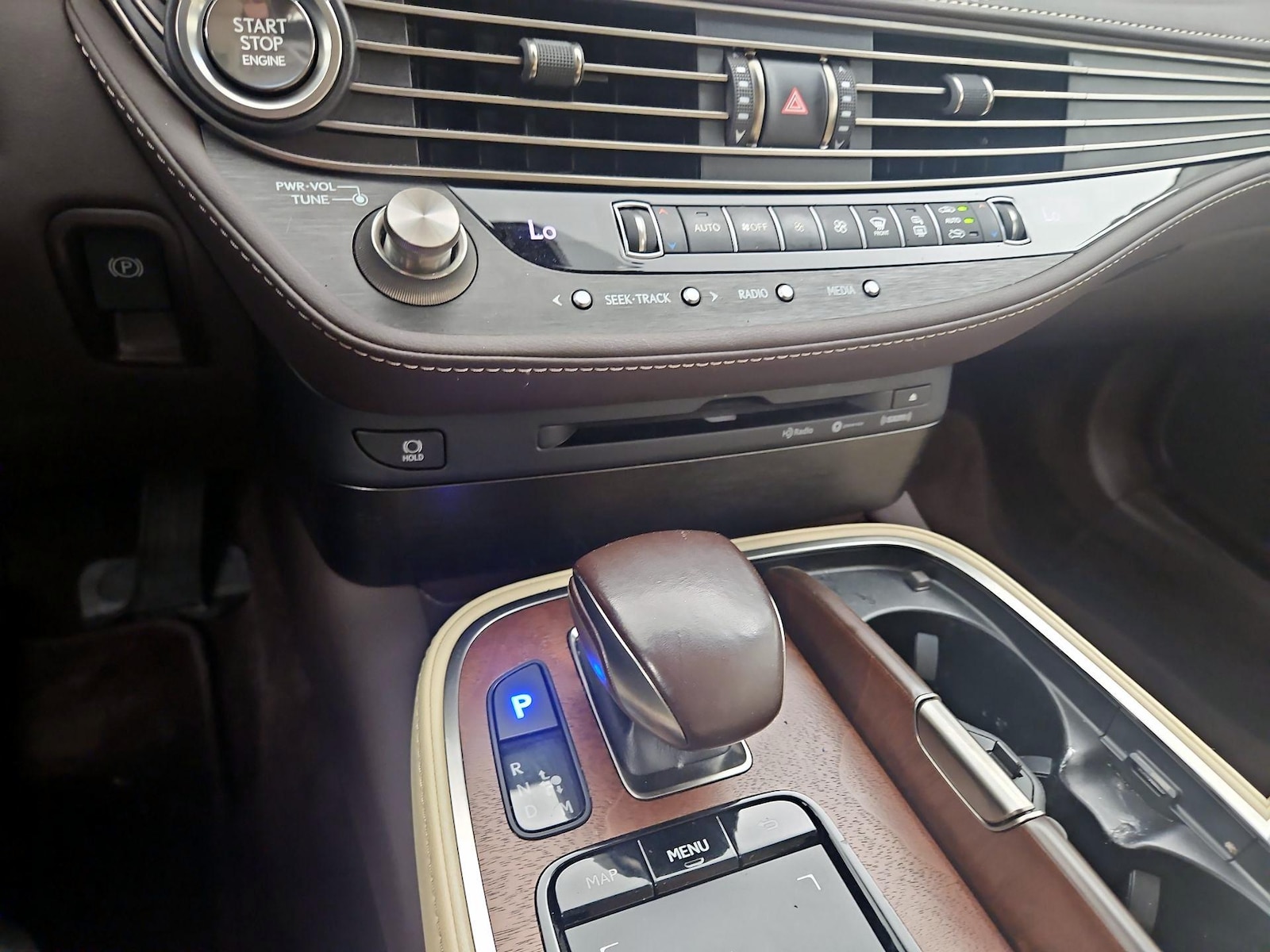 2019 Lexus LS Base - Photo 17