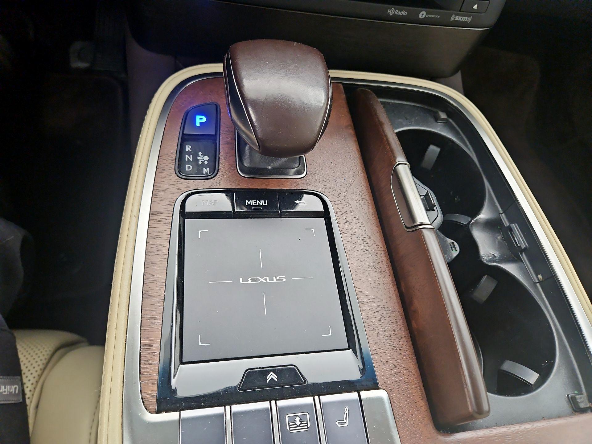 Thumbnail: 2019 Lexus LS - 17