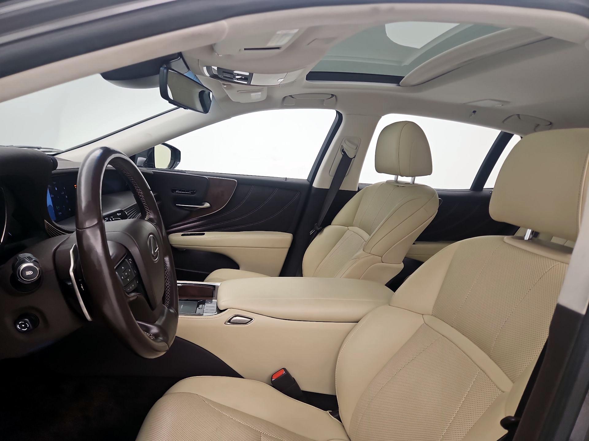 Thumbnail: 2019 Lexus LS - 19