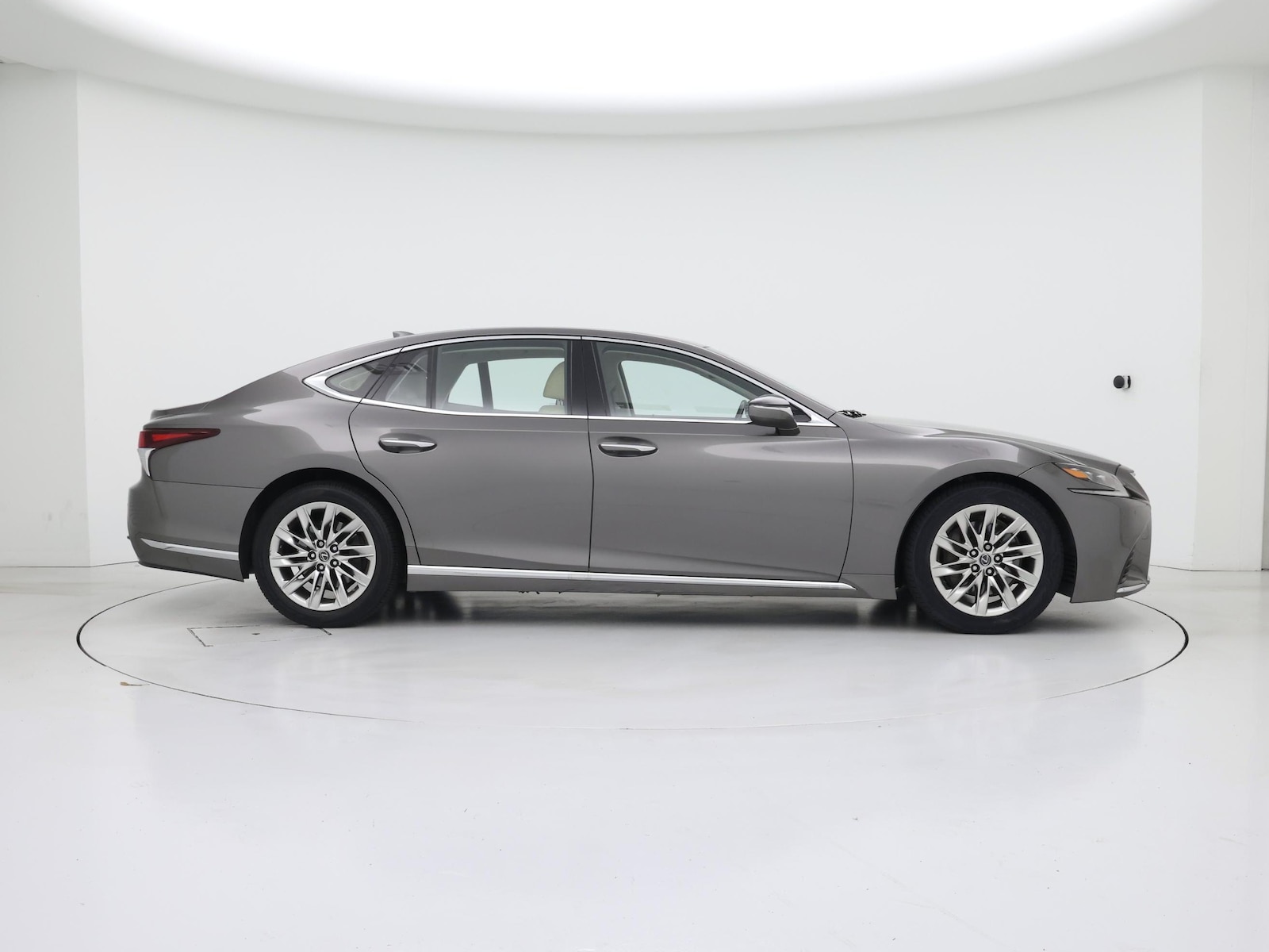 2019 Lexus LS Base - Photo 8