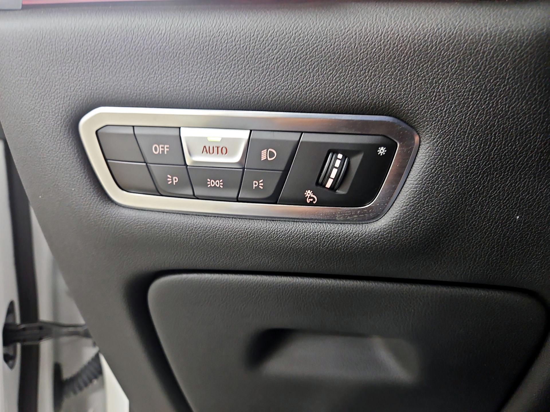 Thumbnail: 2023 BMW X5 - 13