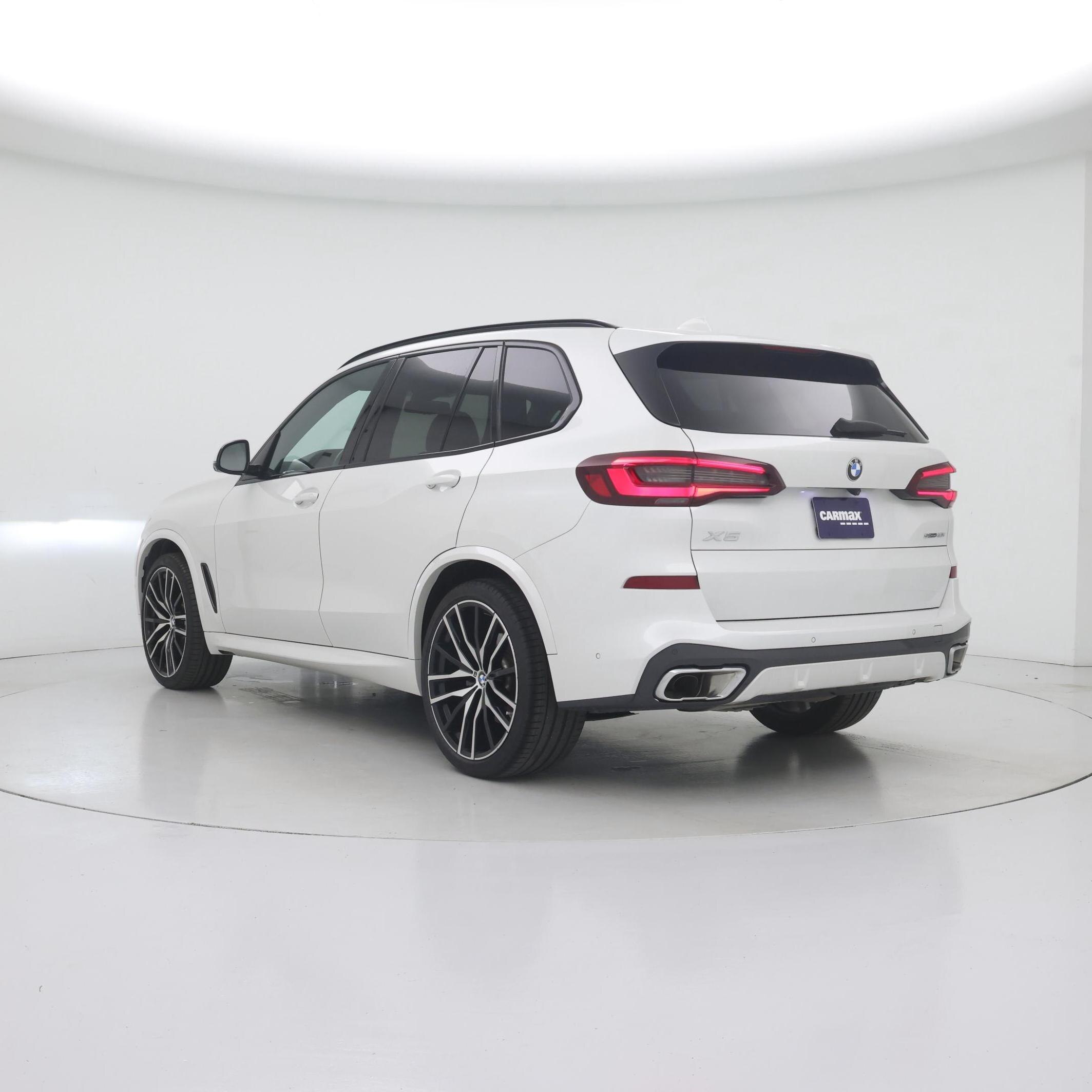 Thumbnail: 2023 BMW X5 - 2