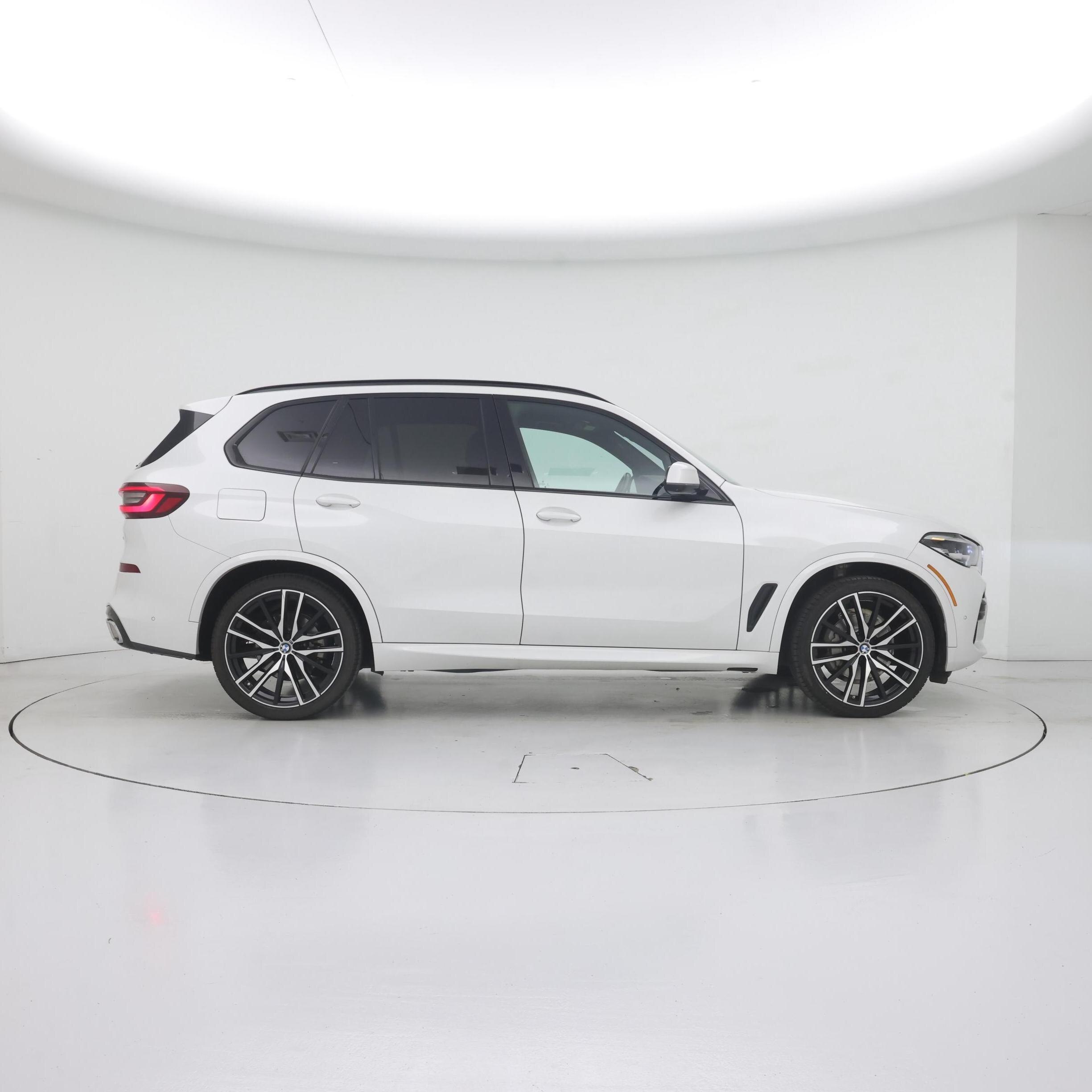 Thumbnail: 2023 BMW X5 - 7