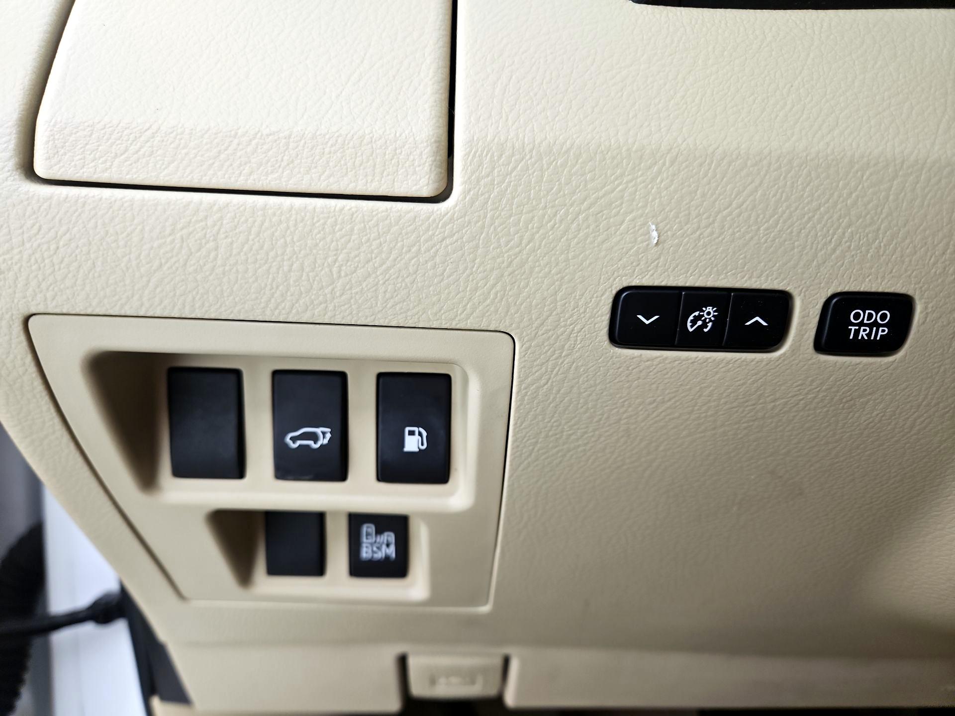 Thumbnail: 2015 Lexus RX - 13