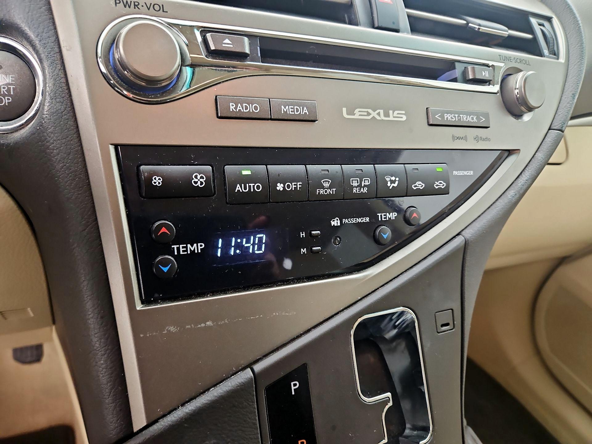 Thumbnail: 2015 Lexus RX - 16