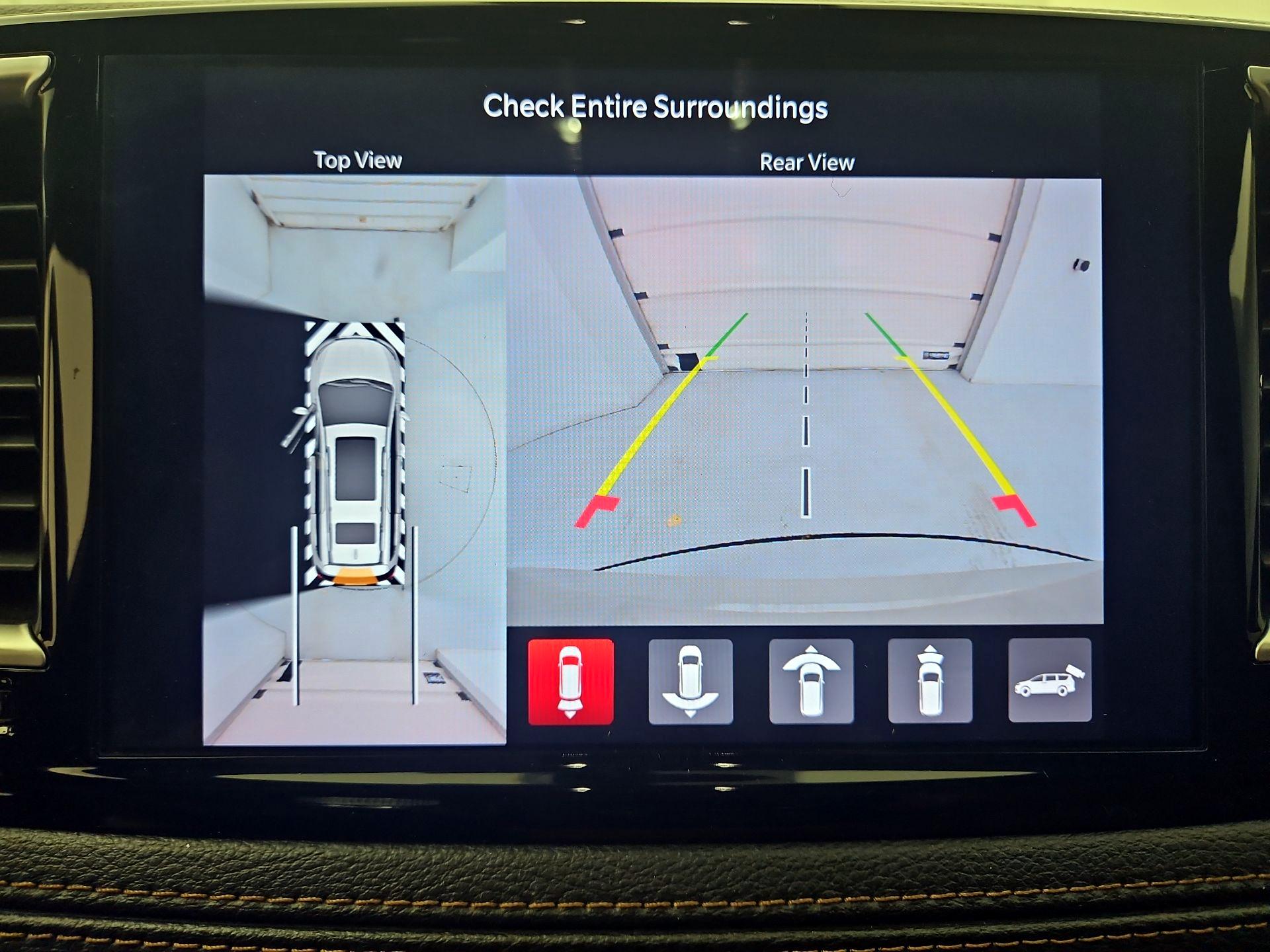 Thumbnail: 2021 Chrysler Pacifica - 15