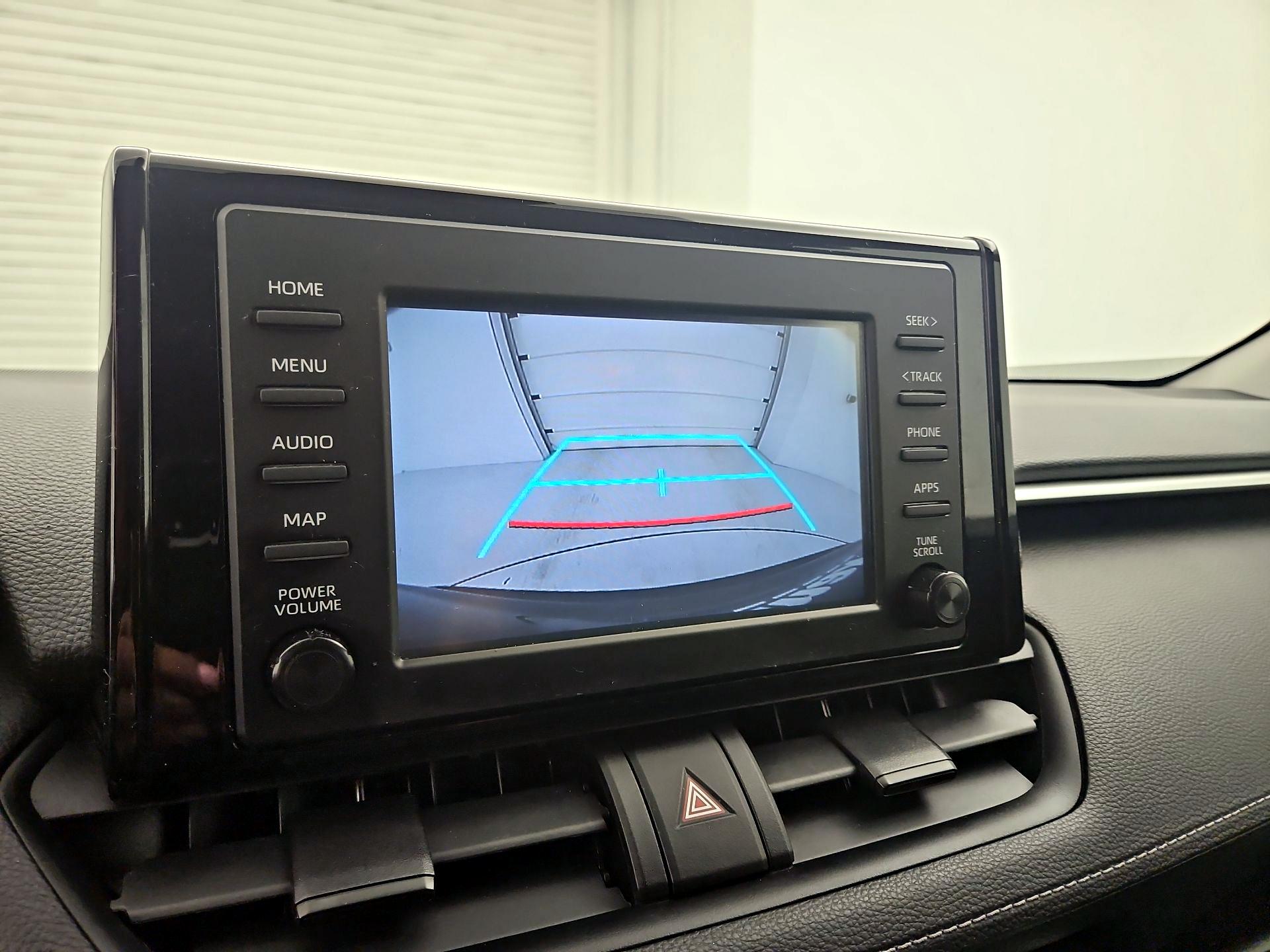 Thumbnail: 2019 Toyota RAV4 - 14