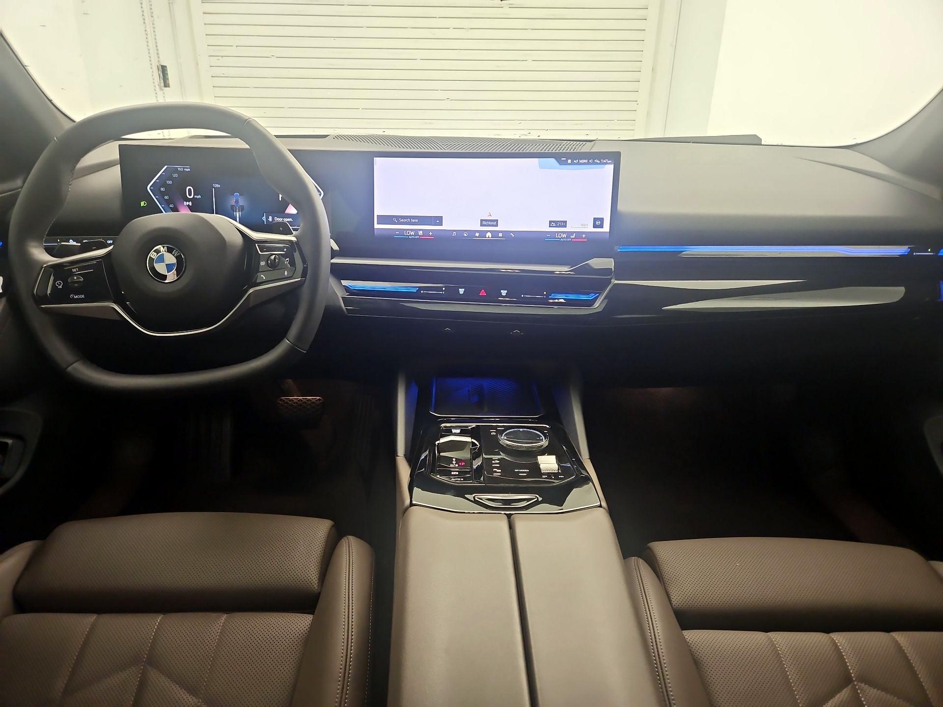 Thumbnail: 2024 BMW 5 Series - 9