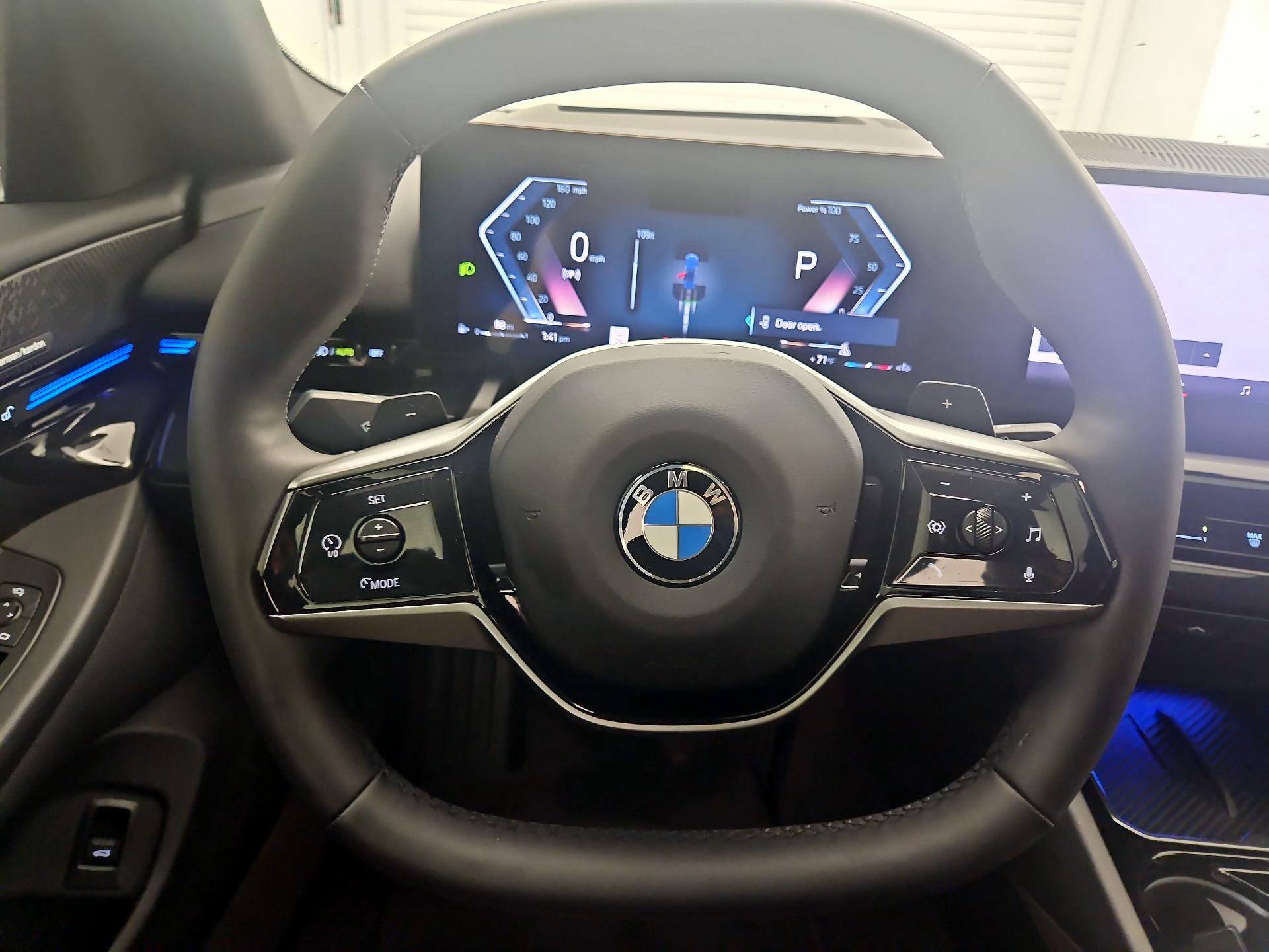 Thumbnail: 2024 BMW 5 Series - 10