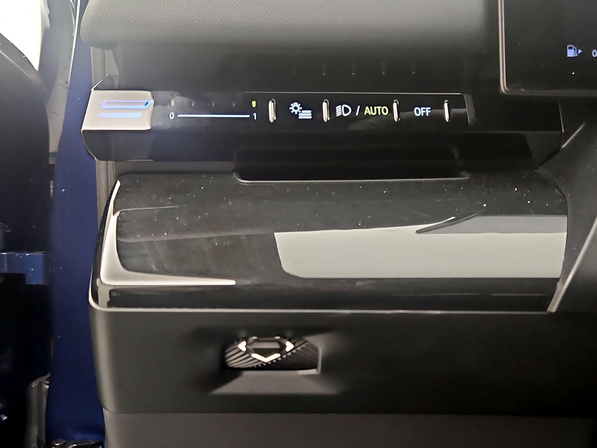 Thumbnail: 2024 BMW 5 Series - 13