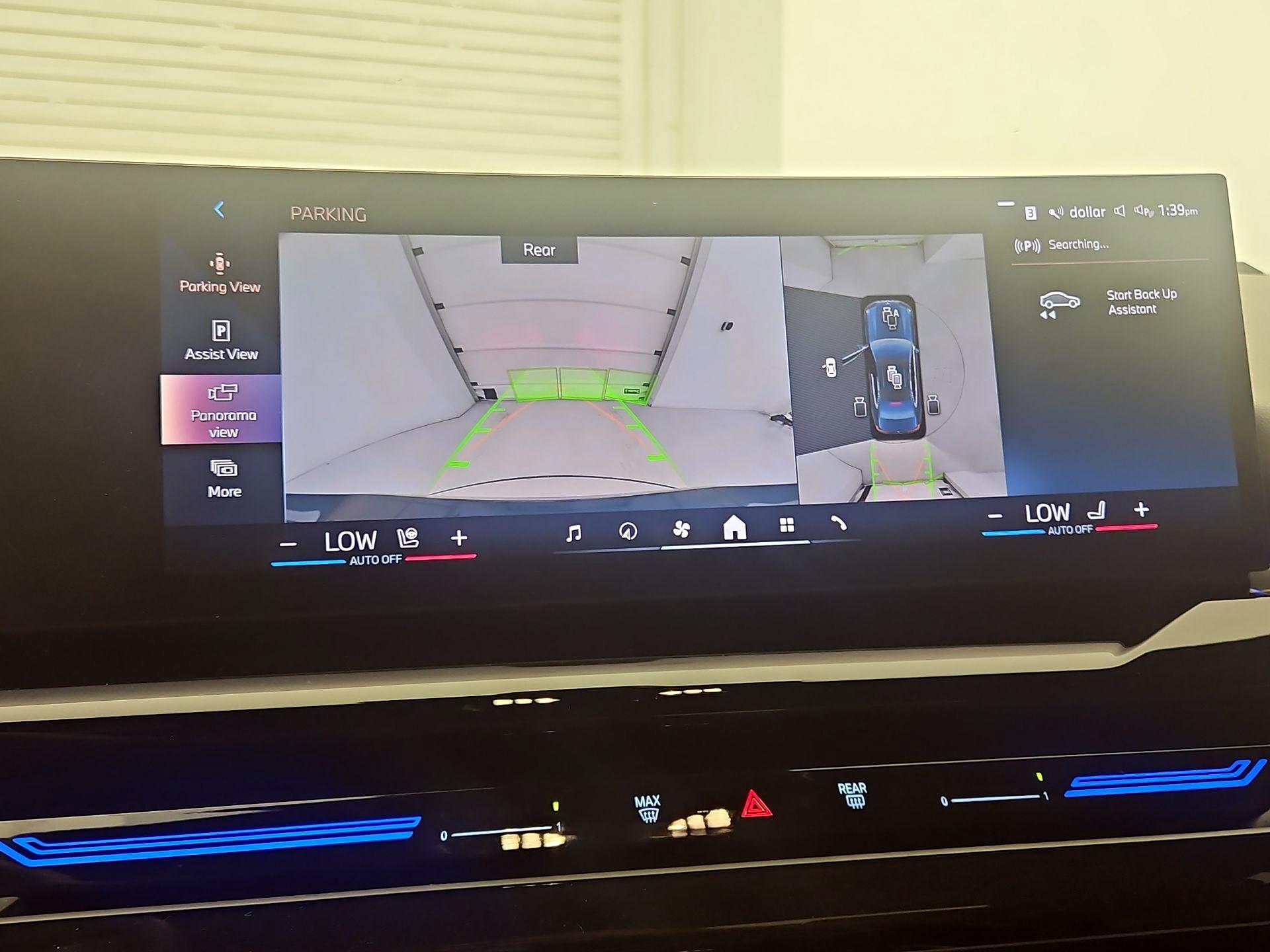 Thumbnail: 2024 BMW 5 Series - 15