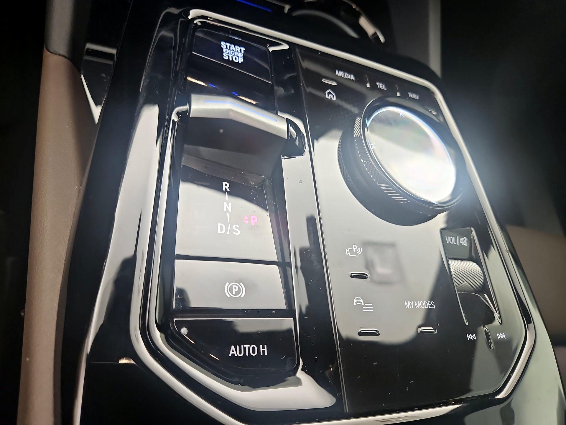 Thumbnail: 2024 BMW 5 Series - 18