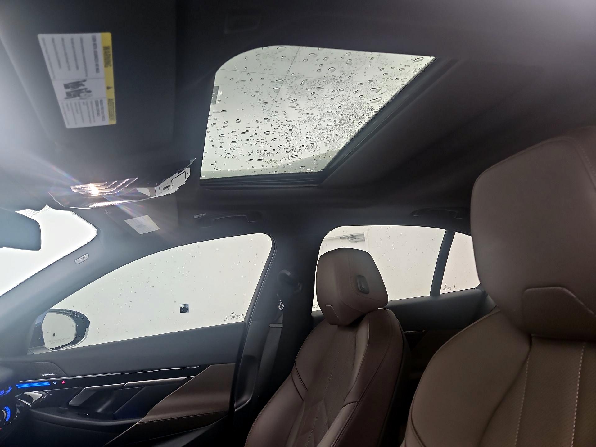 Thumbnail: 2024 BMW 5 Series - 20