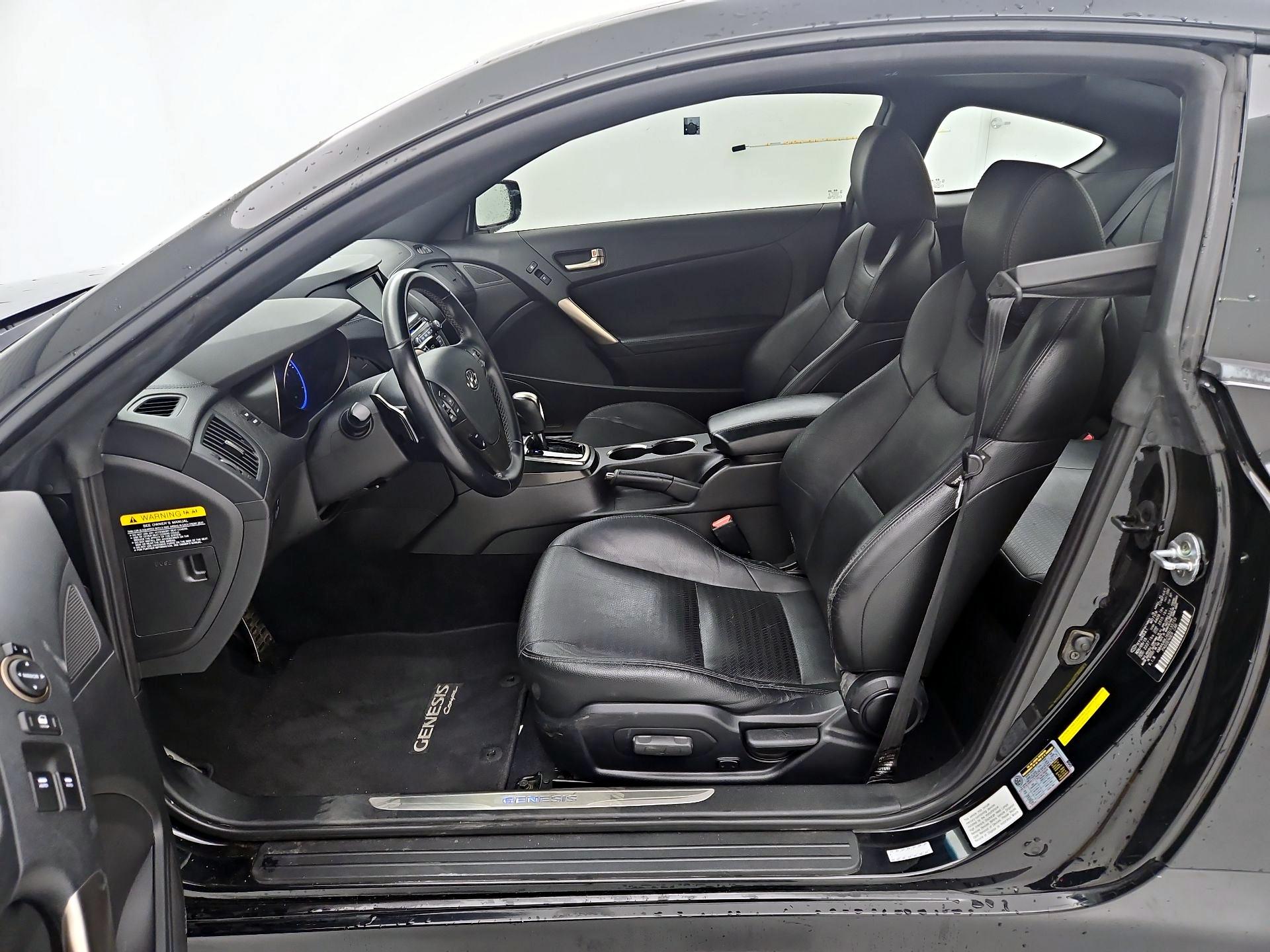 Thumbnail: 2016 Hyundai Genesis - 11