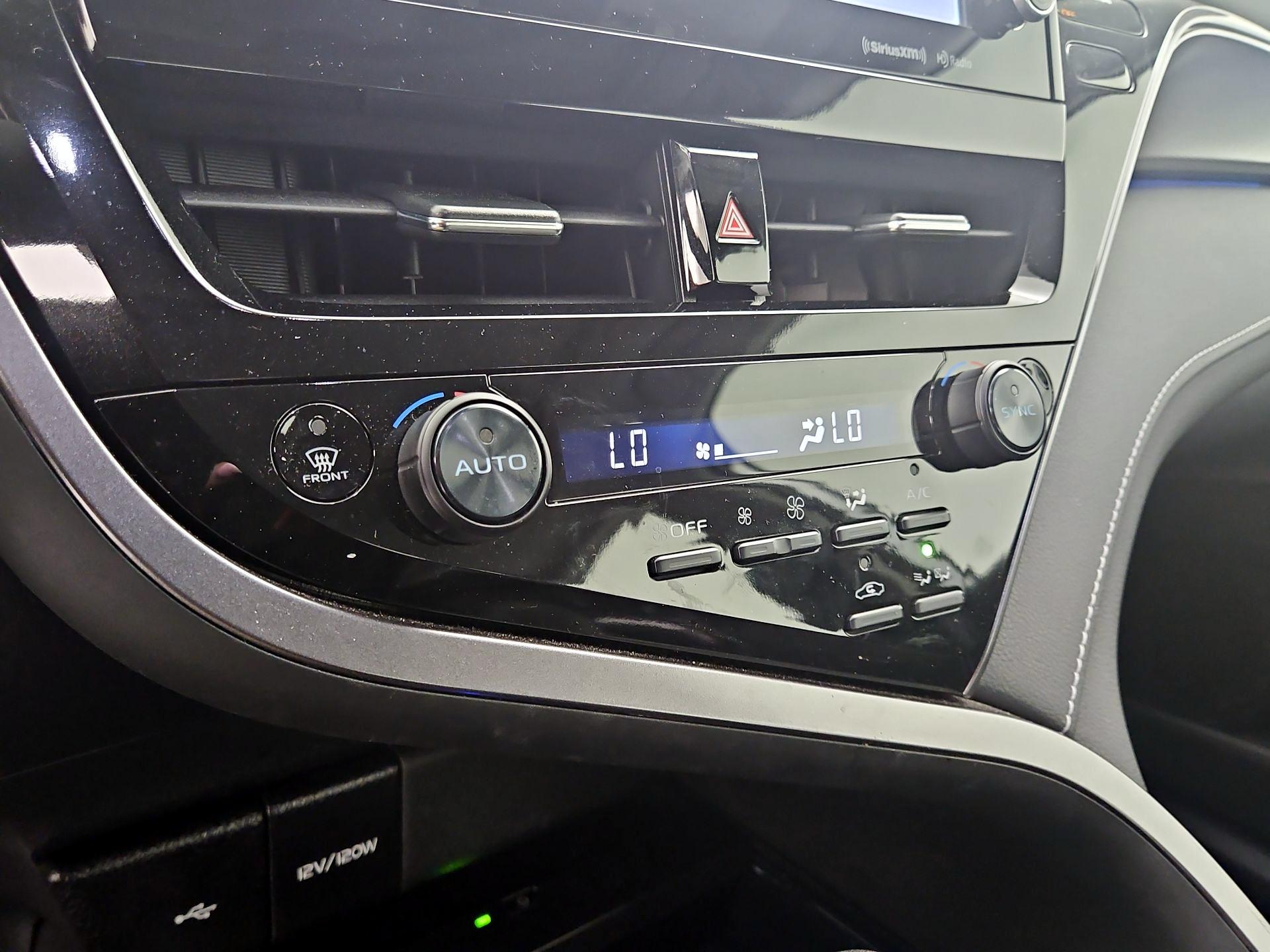 Thumbnail: 2023 Toyota Camry - 16