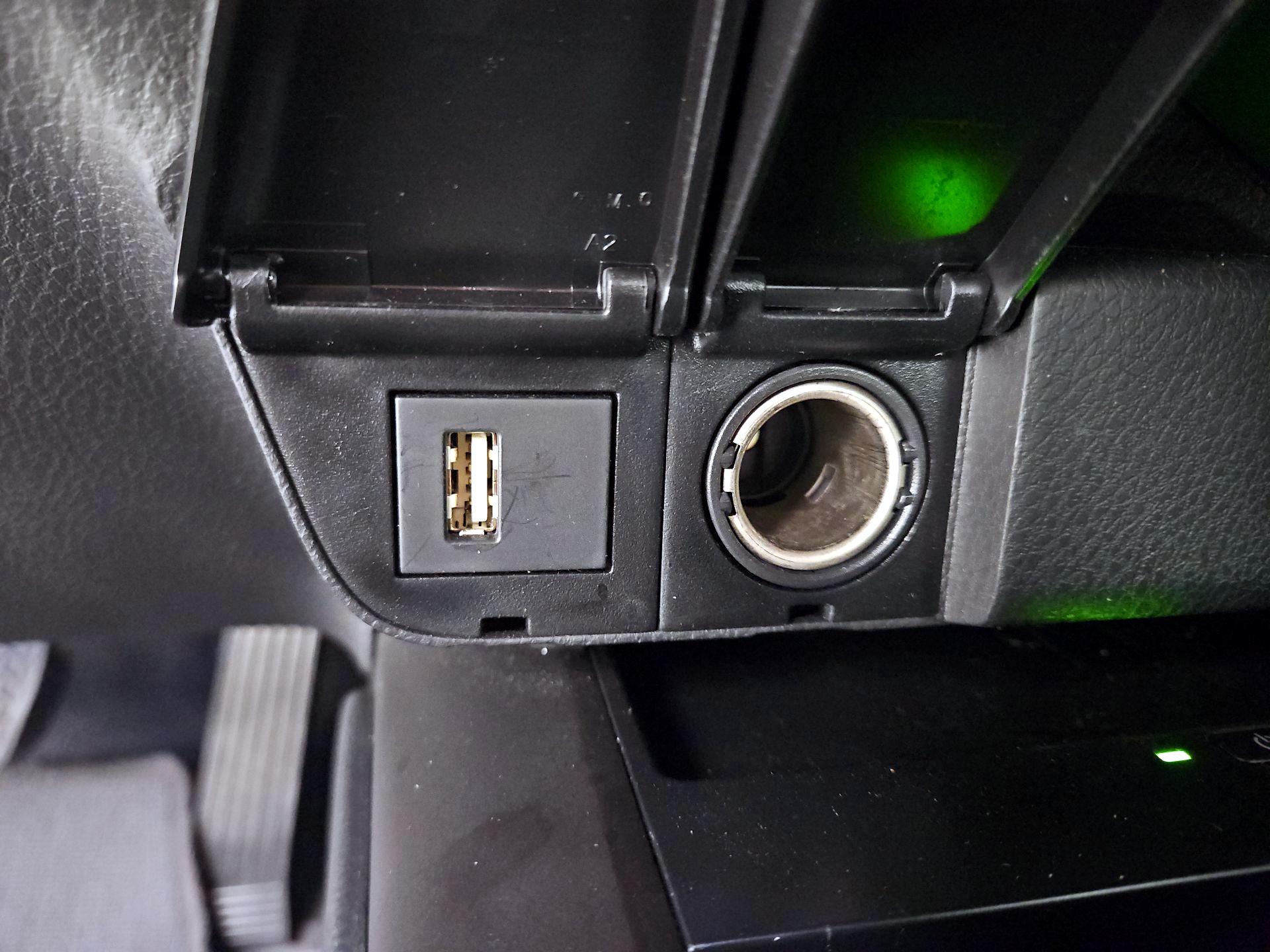 Thumbnail: 2023 Toyota Camry - 18