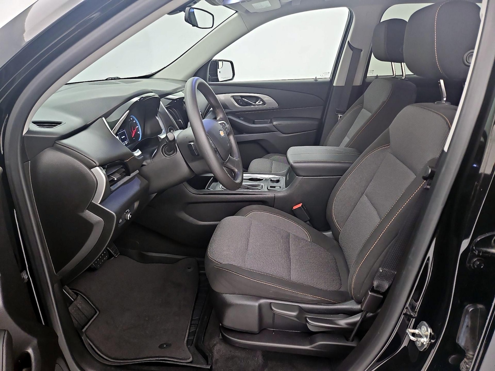 2019 Chevrolet Traverse LS - Photo 12