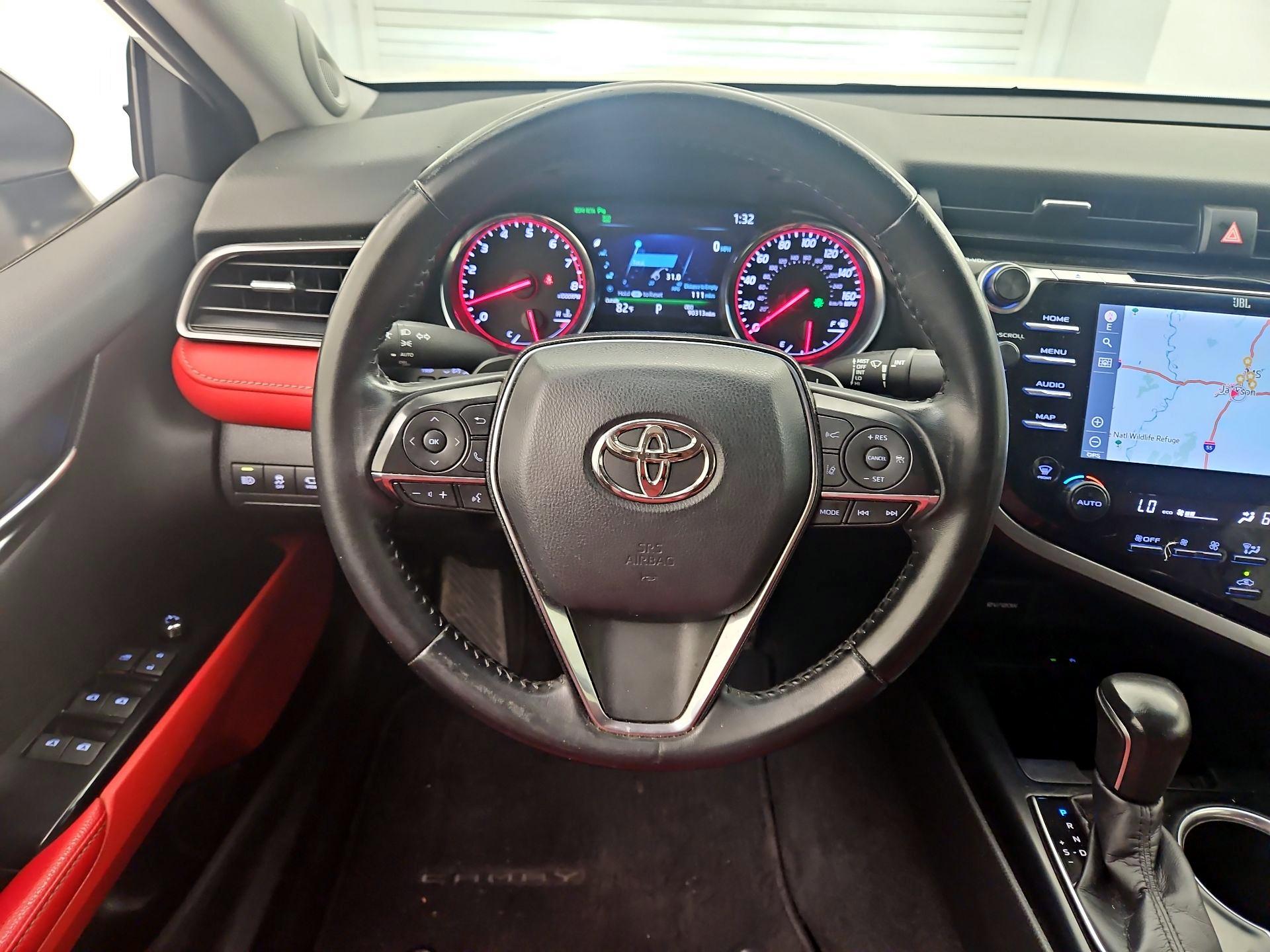 Thumbnail: 2020 Toyota Camry - 10