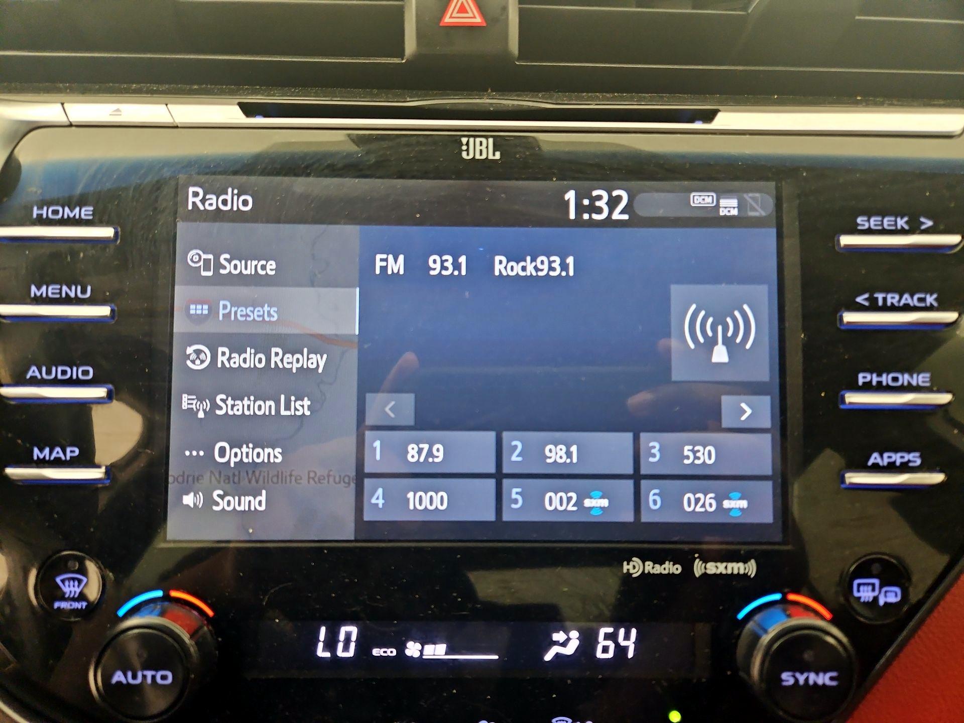 Thumbnail: 2020 Toyota Camry - 16