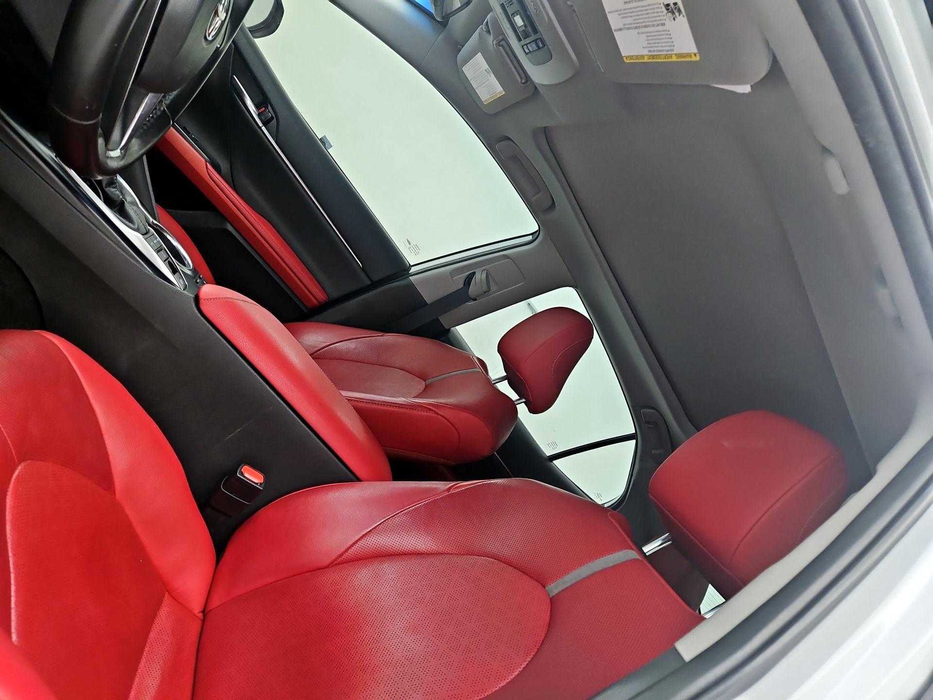 Thumbnail: 2020 Toyota Camry - 20