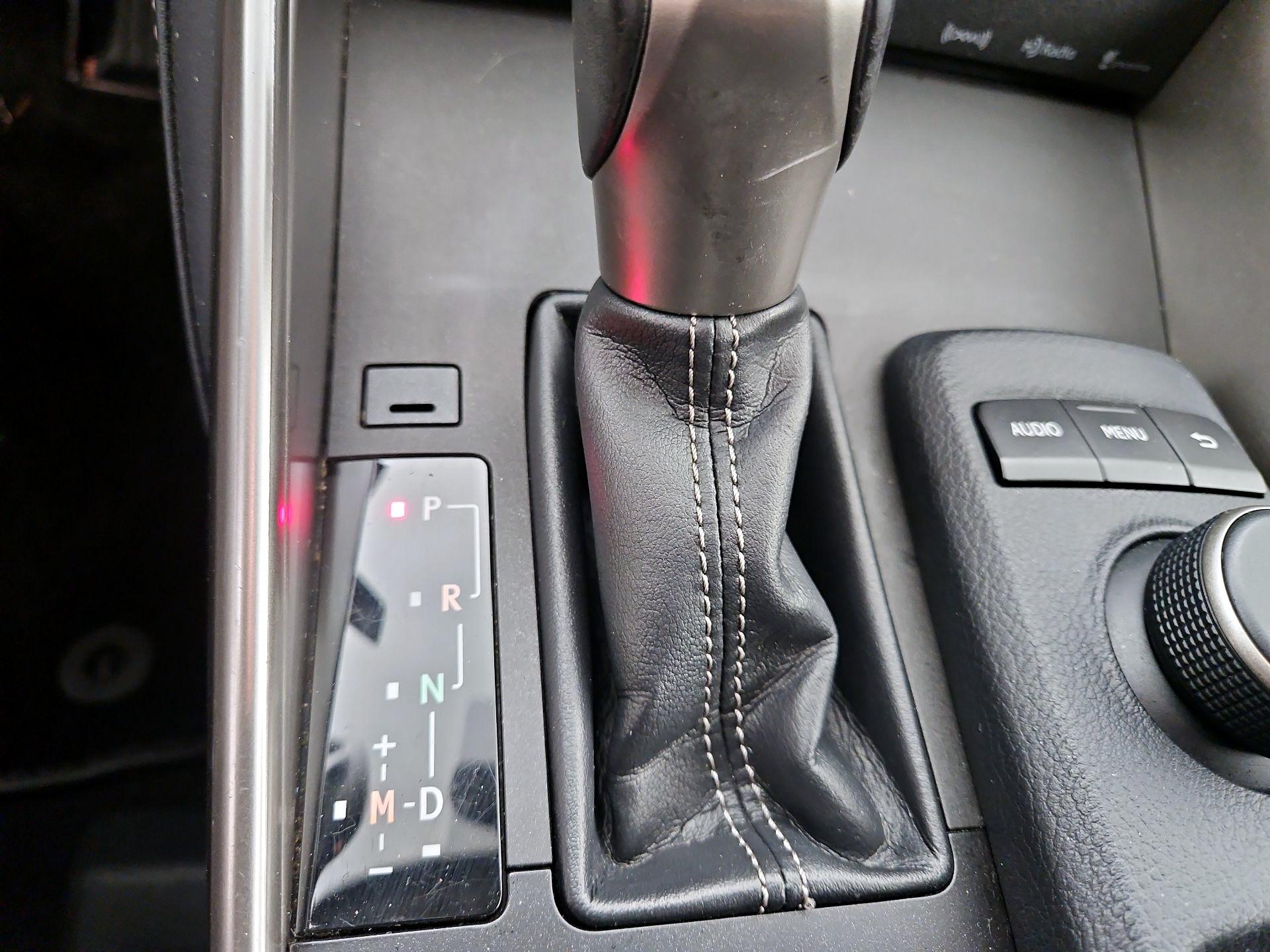 Thumbnail: 2016 Lexus IS - 17