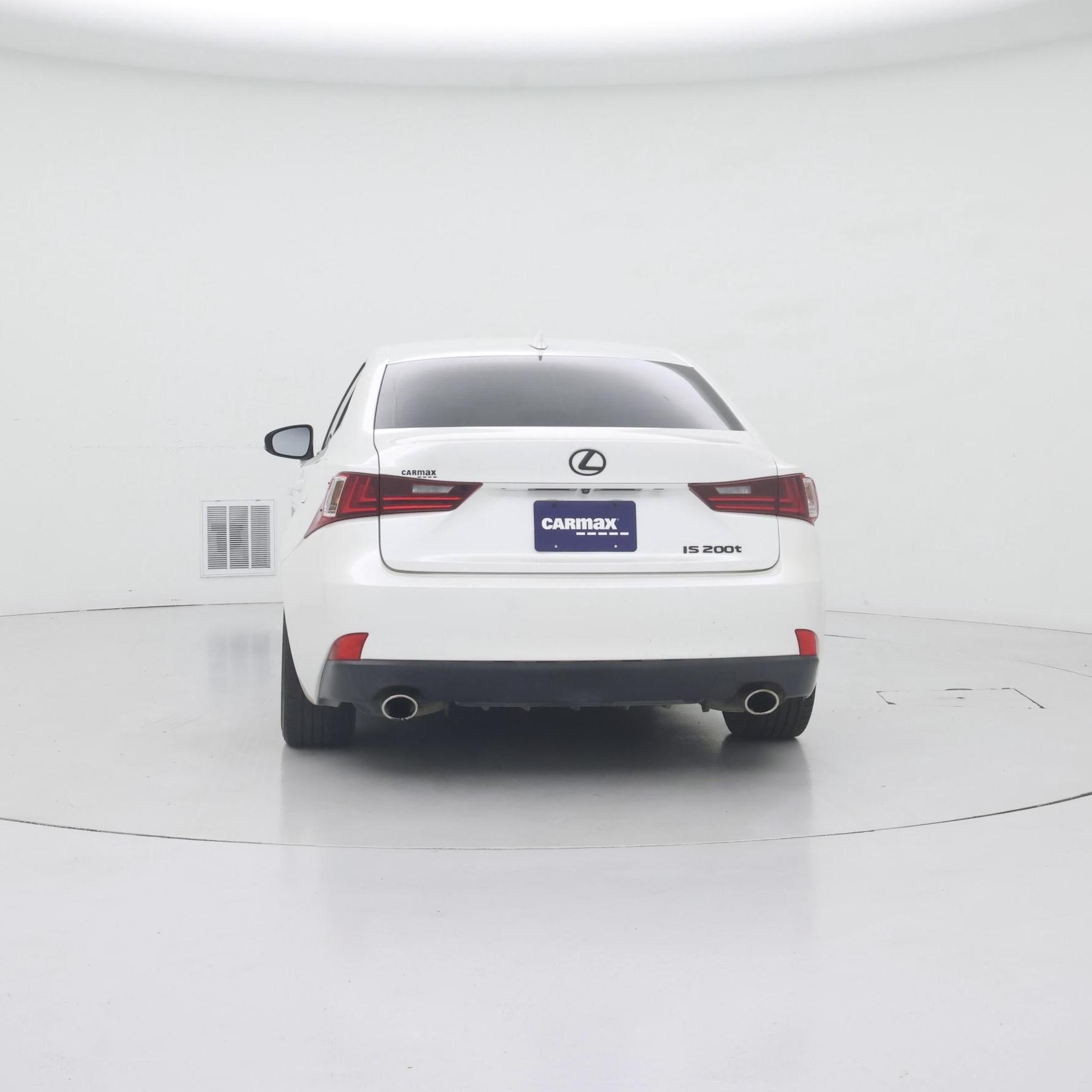 Thumbnail: 2016 Lexus IS - 6