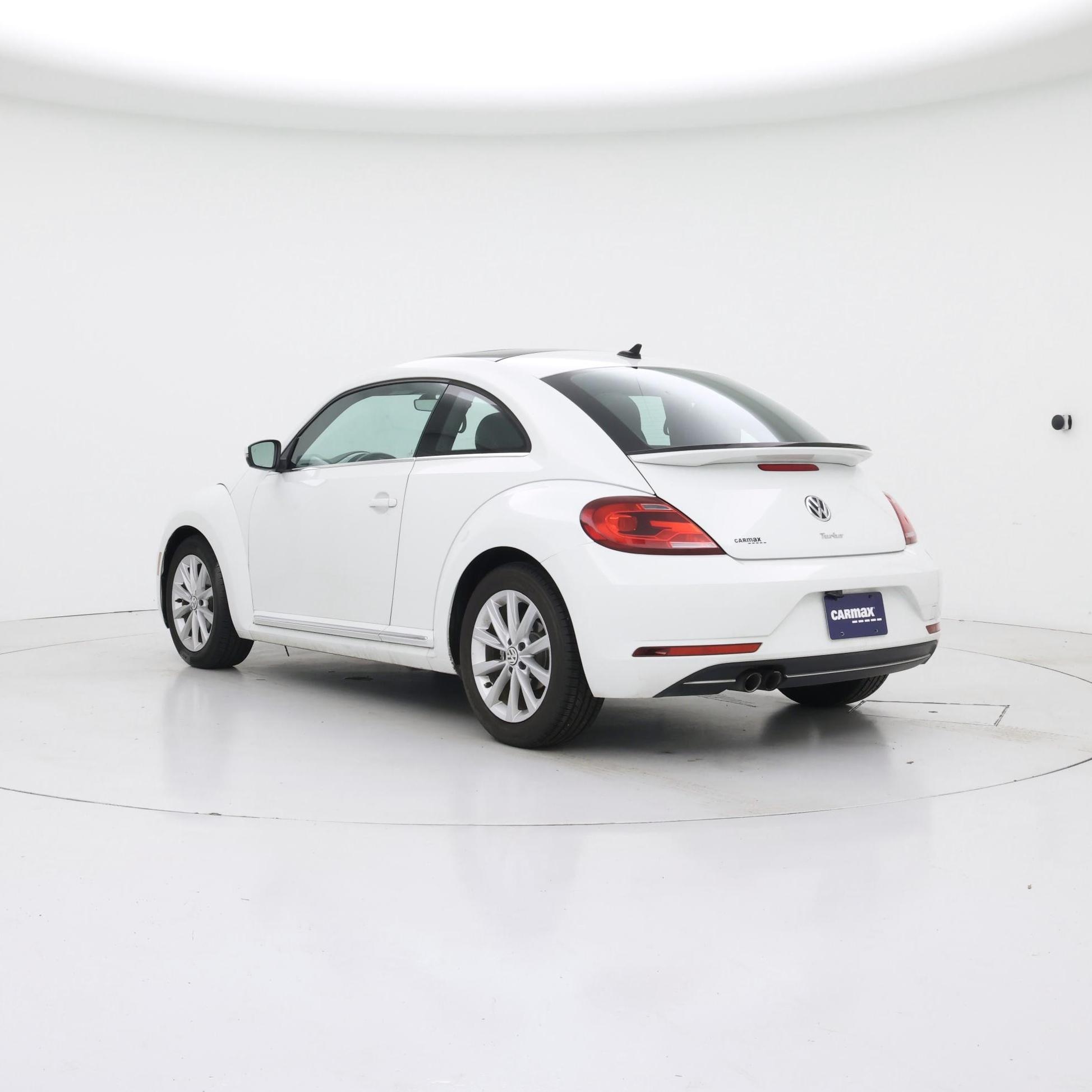 Thumbnail: 2018 Volkswagen Beetle - 2