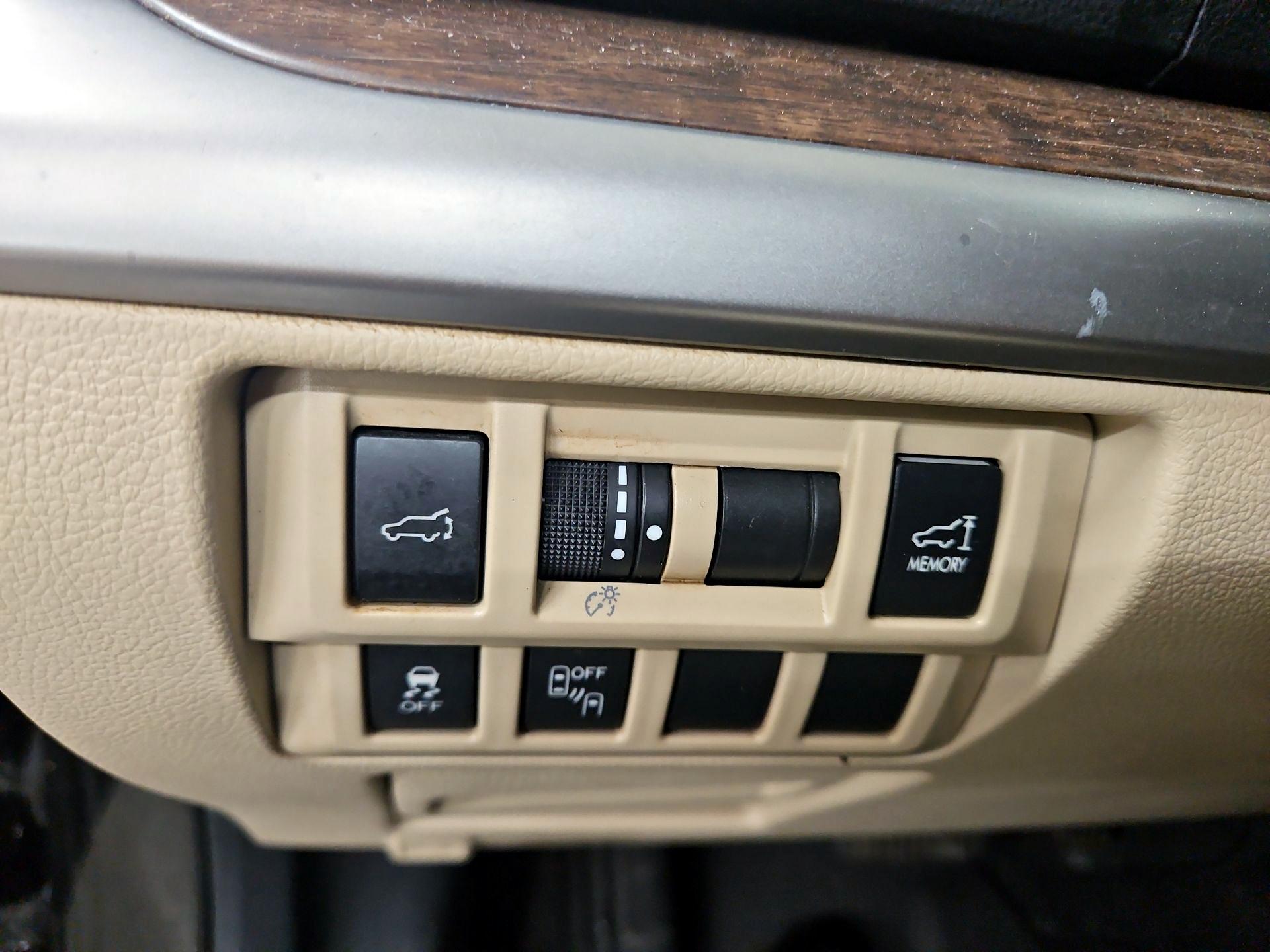 Thumbnail: 2017 Subaru Outback - 13