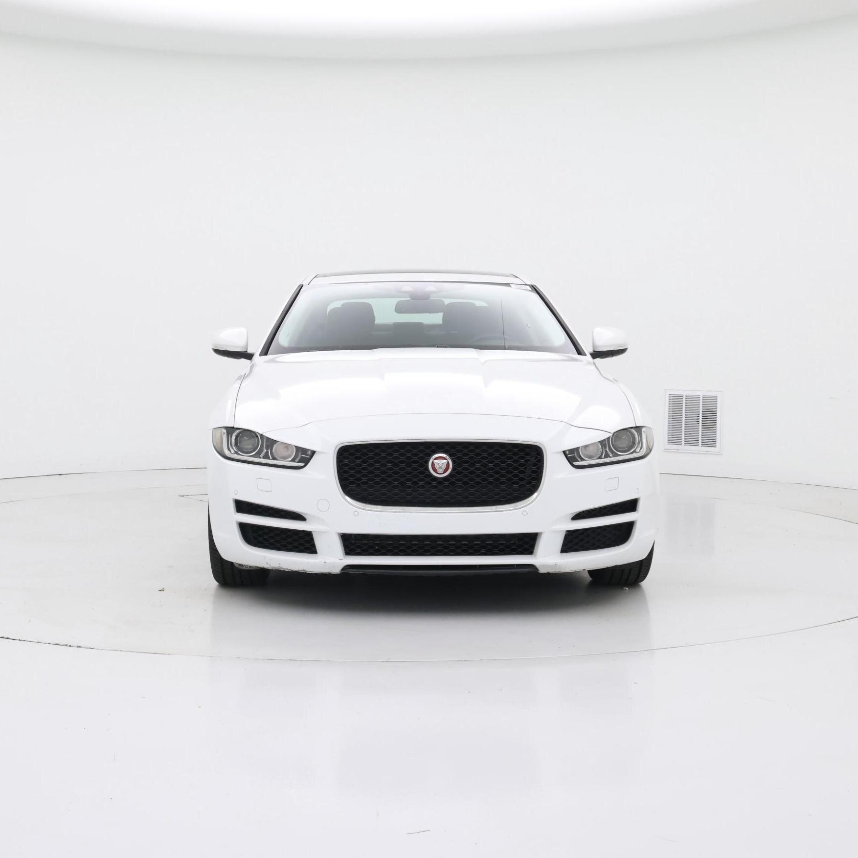 Thumbnail: 2018 Jaguar XE - 5