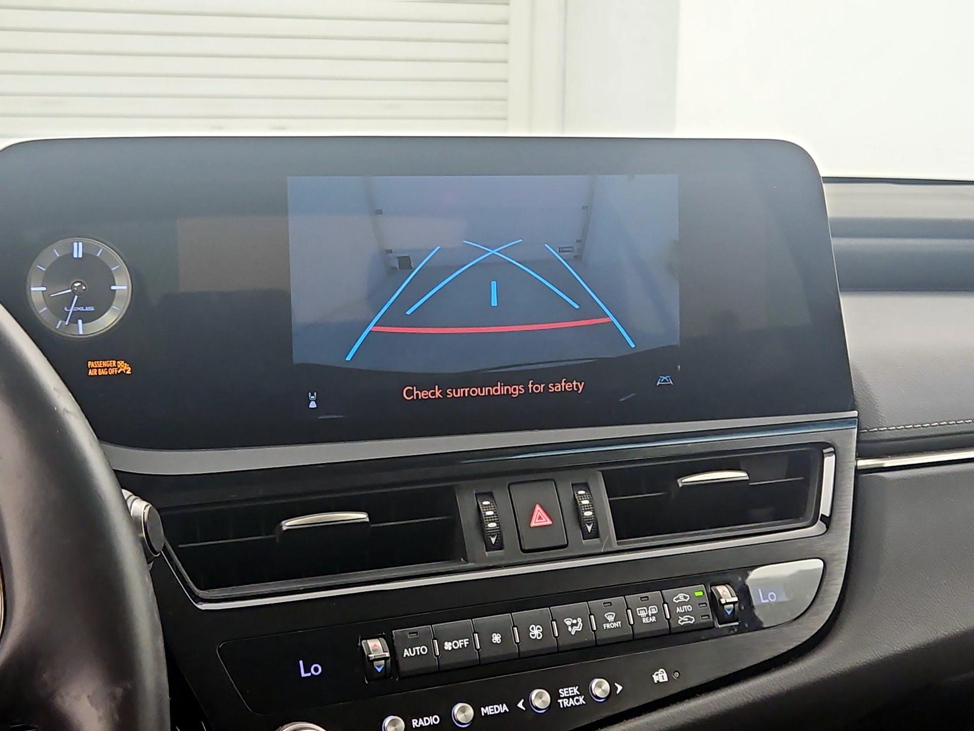 Thumbnail: 2023 Lexus ES - 14